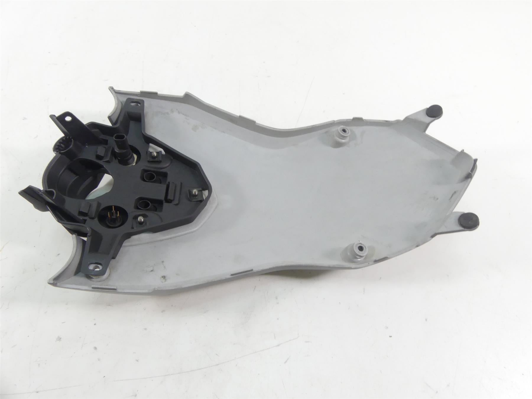 2009 BMW F800GS K72 Upper Fuel Gas Tank Cover Fairing Set 46637723892 {{ shop.shopifyCountryName }} - Mototech271
