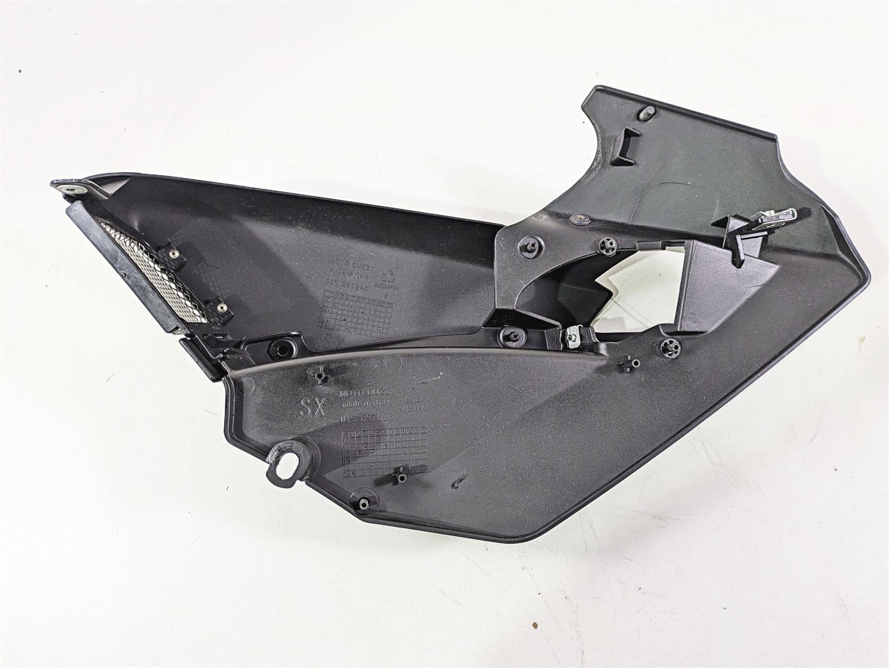 2016 Moto Guzzi Stelvio 1200 8V NTX Left Under Tank Side Cover Set 897638 897640 {{ shop.shopifyCountryName }} - Mototech271