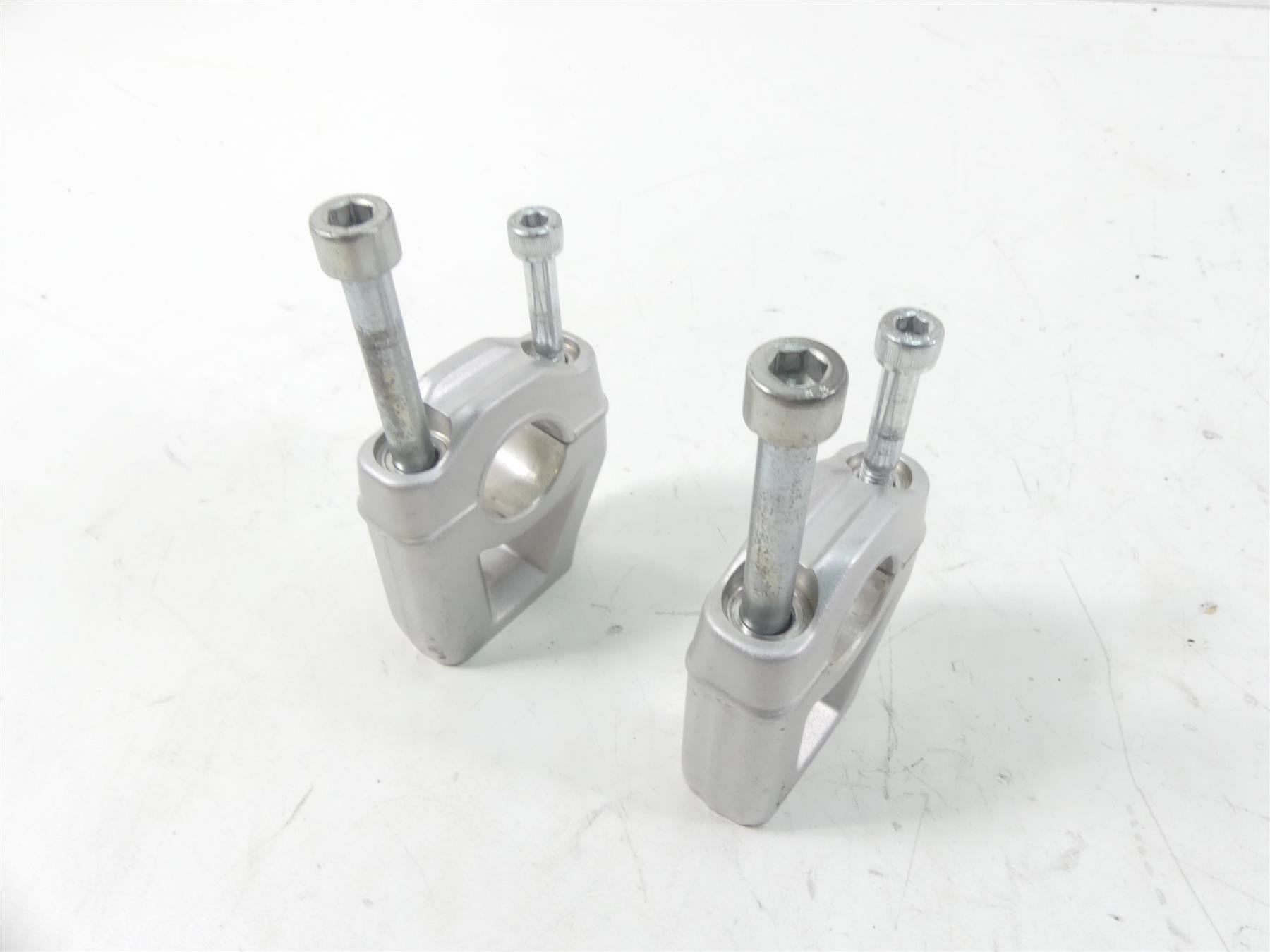 2011 BMW R1200GS K255 Adv Oem Handlebar Handle Bar Riser Set -28.5mm 31427718173 {{ shop.shopifyCountryName }} - Mototech271