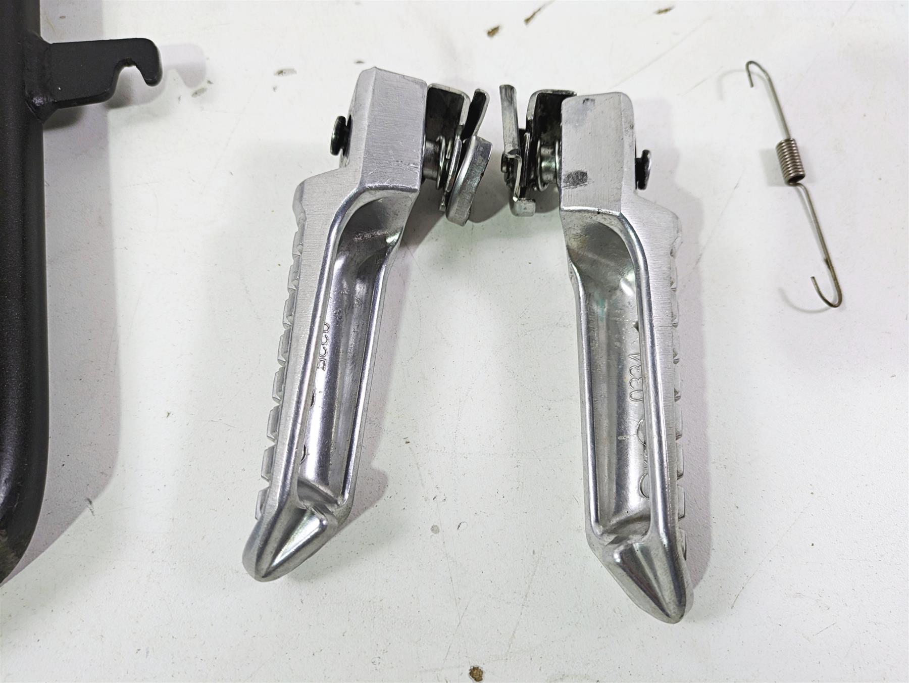 2021 Kawasaki Z125 Pro Front Rear Footpeg Rest Pedal Set 34003-0163-18R {{ shop.shopifyCountryName }} - Mototech271