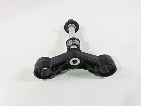 2024 Triumph Street Triple 765 R Lower Triple Tree Steering Clamp T2048903 {{ shop.shopifyCountryName }} - Mototech271