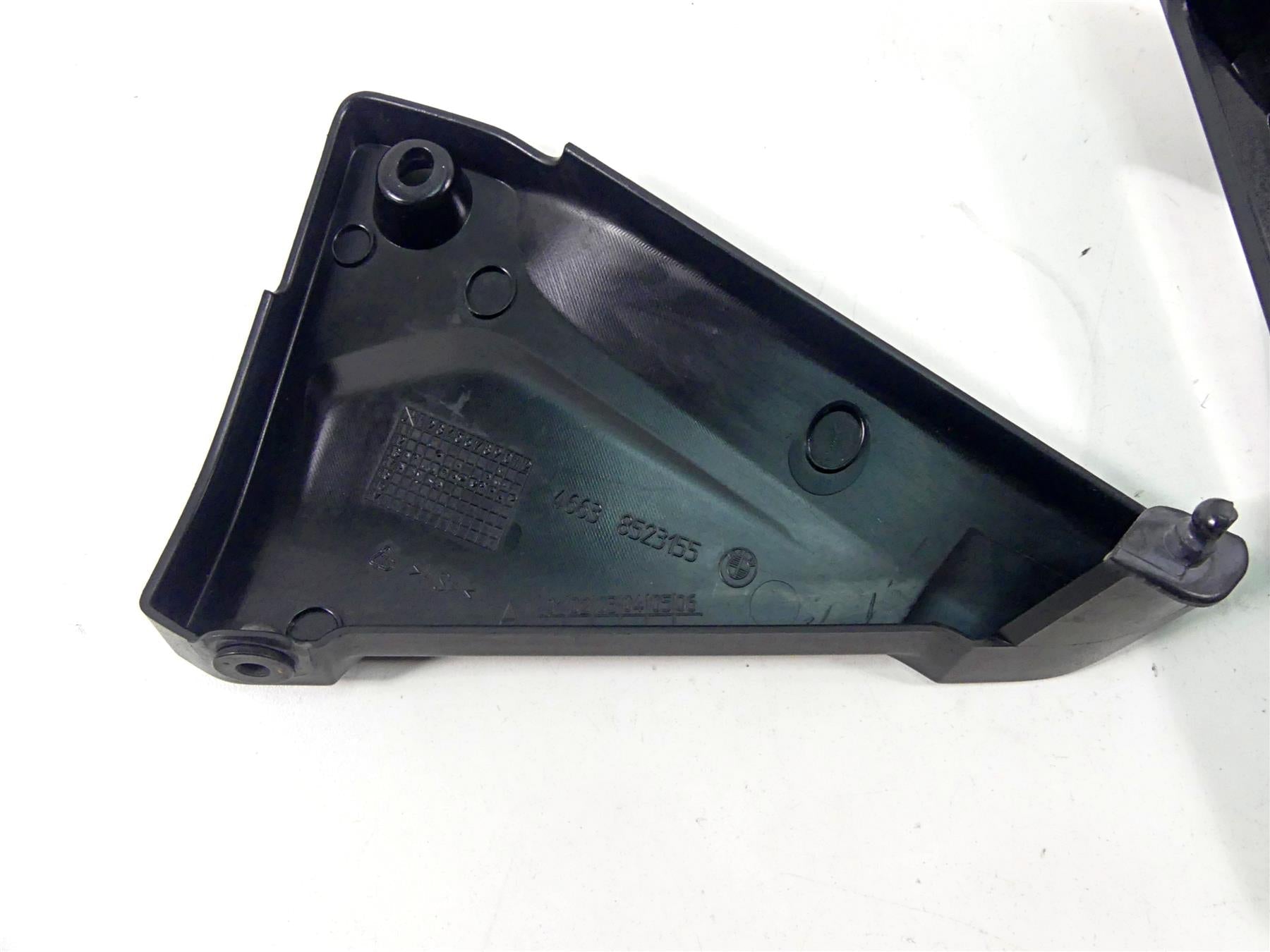 2014 BMW R1200GS K50 Left Right Side Battery Cover Set 46638523156 46638523155 {{ shop.shopifyCountryName }} - Mototech271
