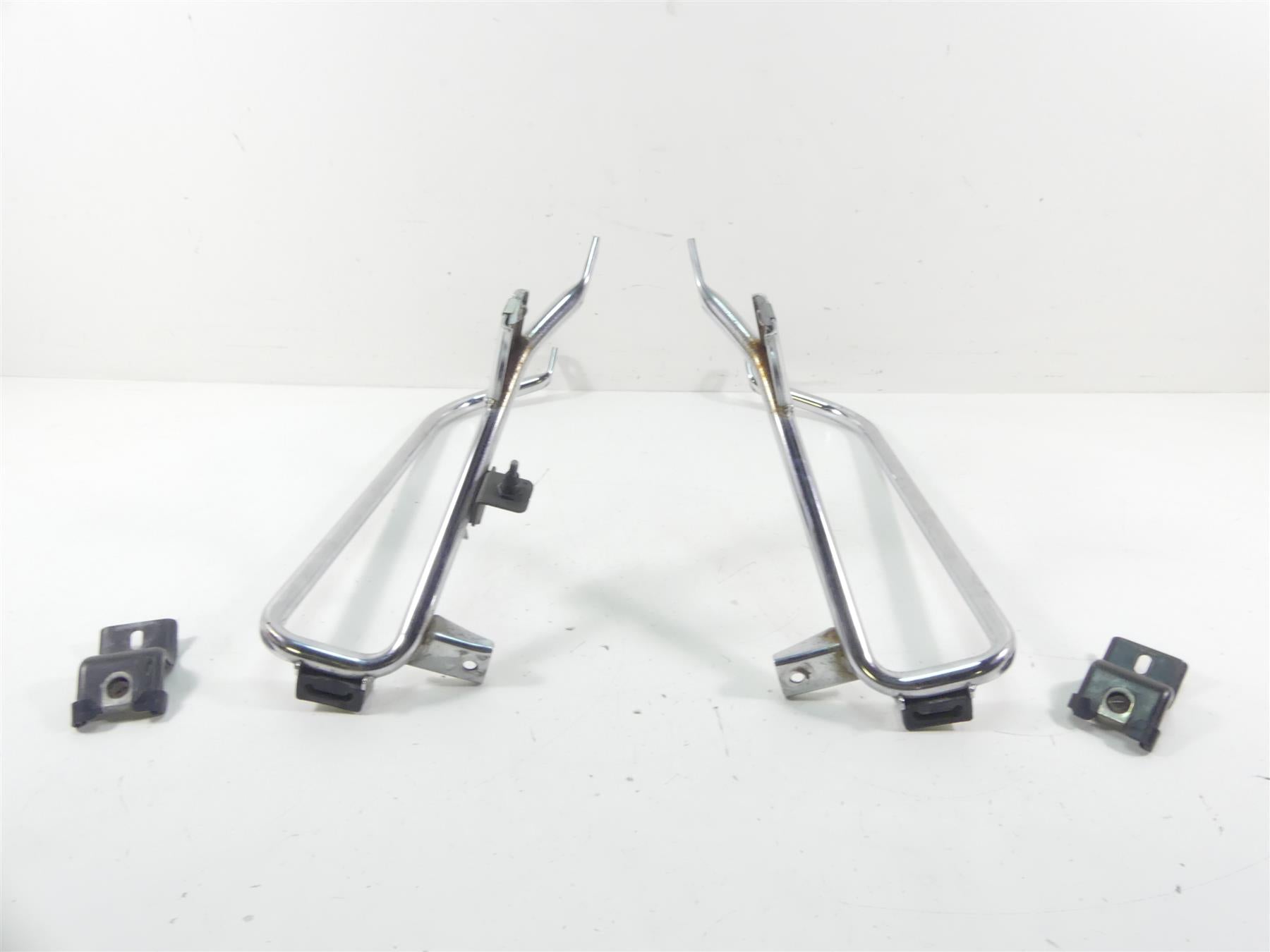2011 Harley Touring FLTRX Road Glide Saddlebag Mount Guard Rail Set 49206-09 {{ shop.shopifyCountryName }} - Mototech271