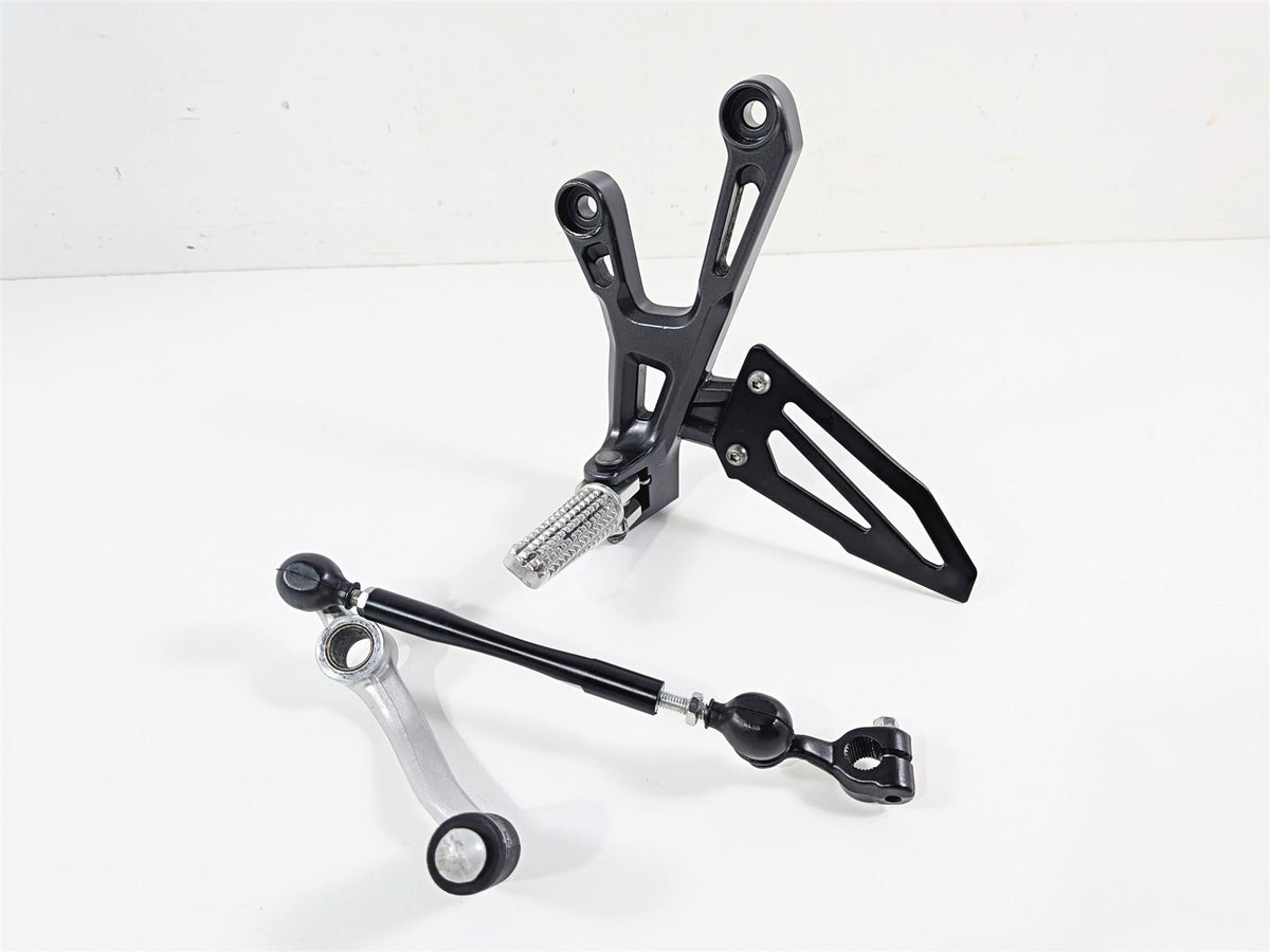 2023 Yamaha MT10 MTN1000 Left Front Footpeg & Shifter B67-27442-10-00 {{ shop.shopifyCountryName }} - Mototech271