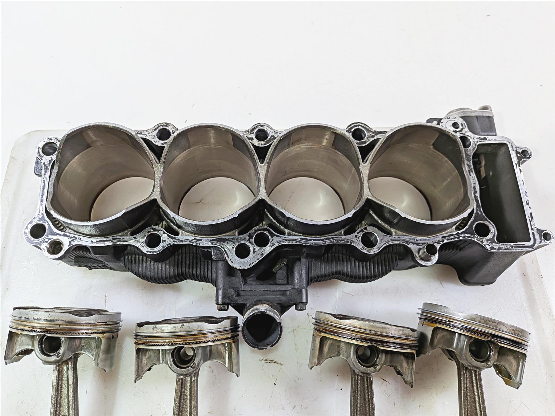 2008 Yamaha YZF R1 RN19 Cylinder Jugs Pistons - Running Engine 5VY-11311-10-00 {{ shop.shopifyCountryName }} - Mototech271