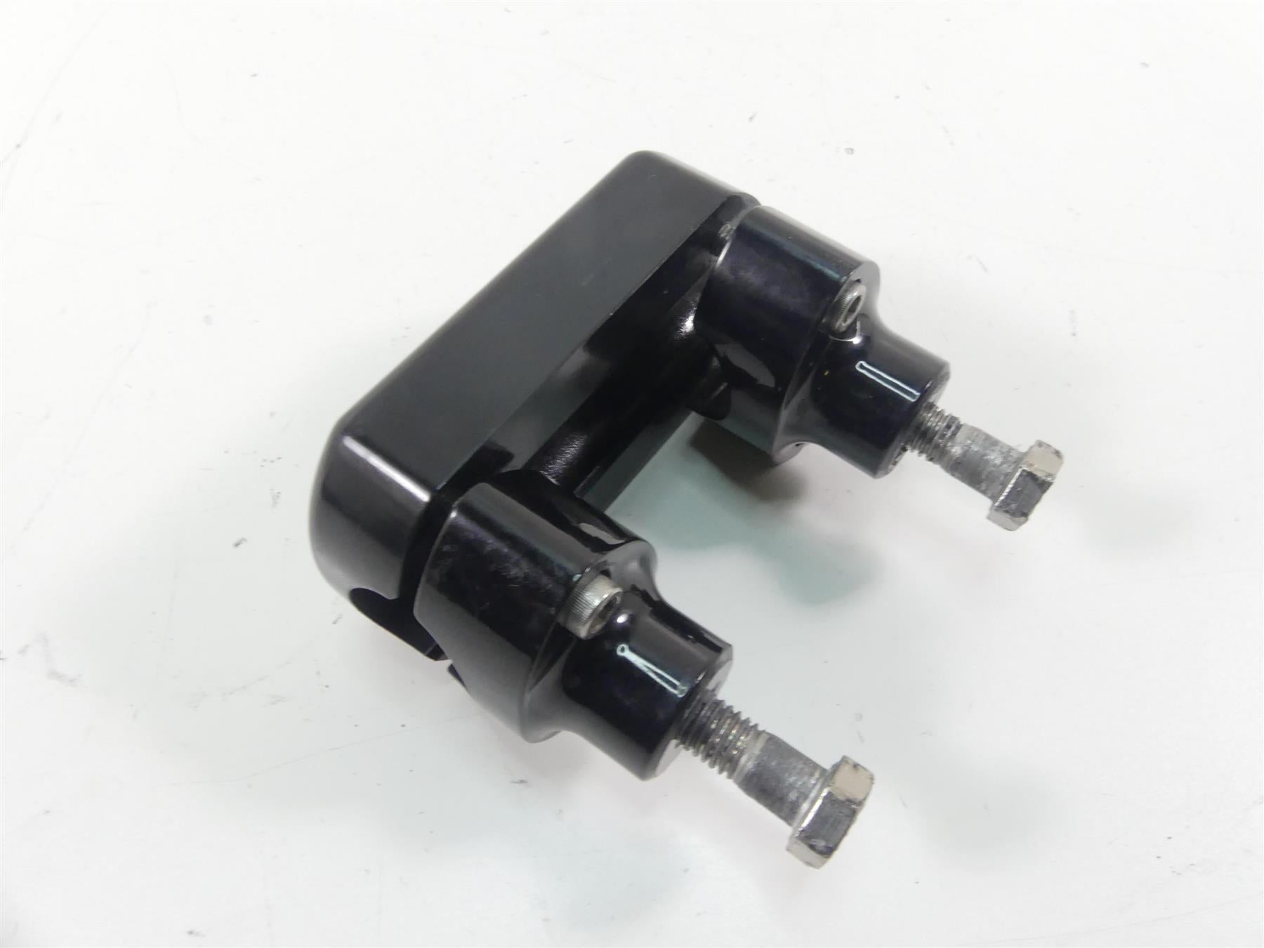 2011 Harley VRSCF Muscle Rod 2" Handlebar Riser Clamp Speedo Mount Set {{ shop.shopifyCountryName }} - Mototech271
