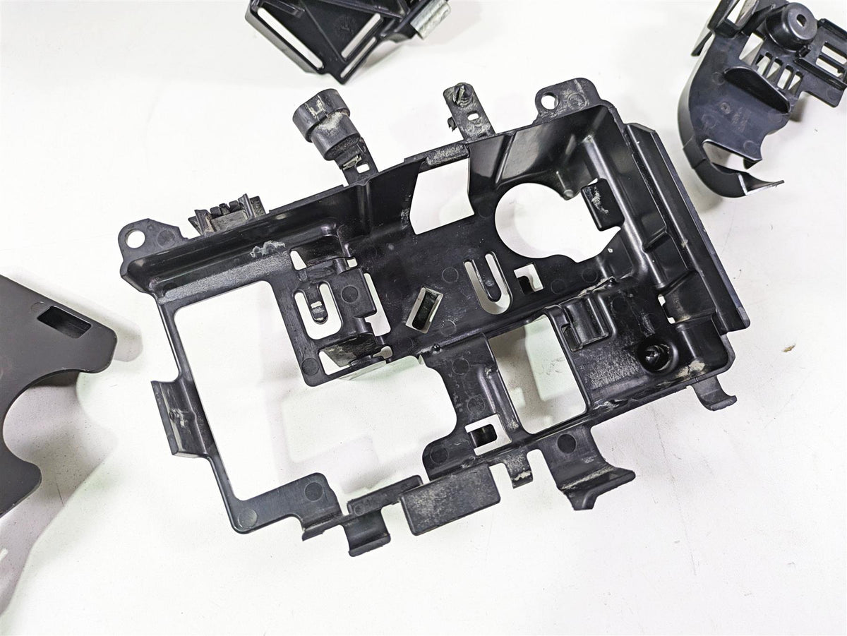 2020 Harley Softail FXST Standard Electrical Battery Carrier Set 69201632 {{ shop.shopifyCountryName }} - Mototech271