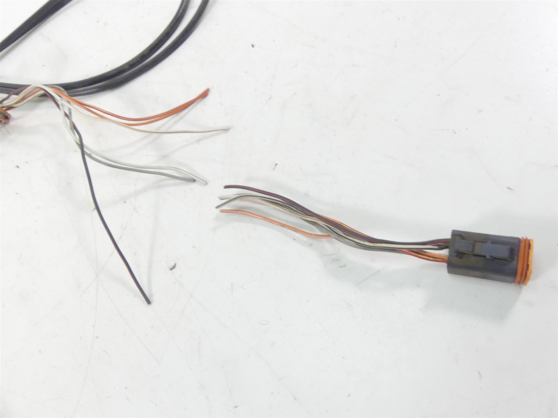 2002 Harley Softail FXSTDI Deuce Right Hand Start Stop Control Switch 71589-96B {{ shop.shopifyCountryName }} - Mototech271