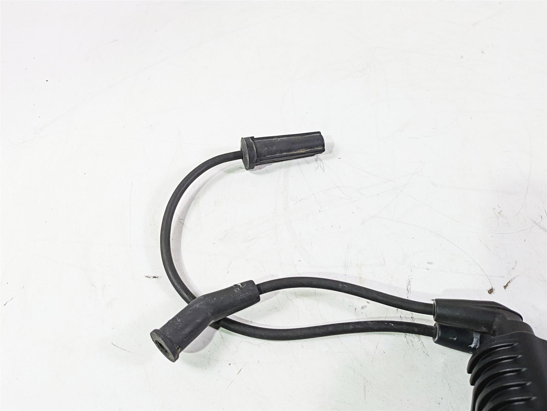2018 Harley FXBR Softail Breakout Ignition Coil Wires Plugs Set 31600067 {{ shop.shopifyCountryName }} - Mototech271