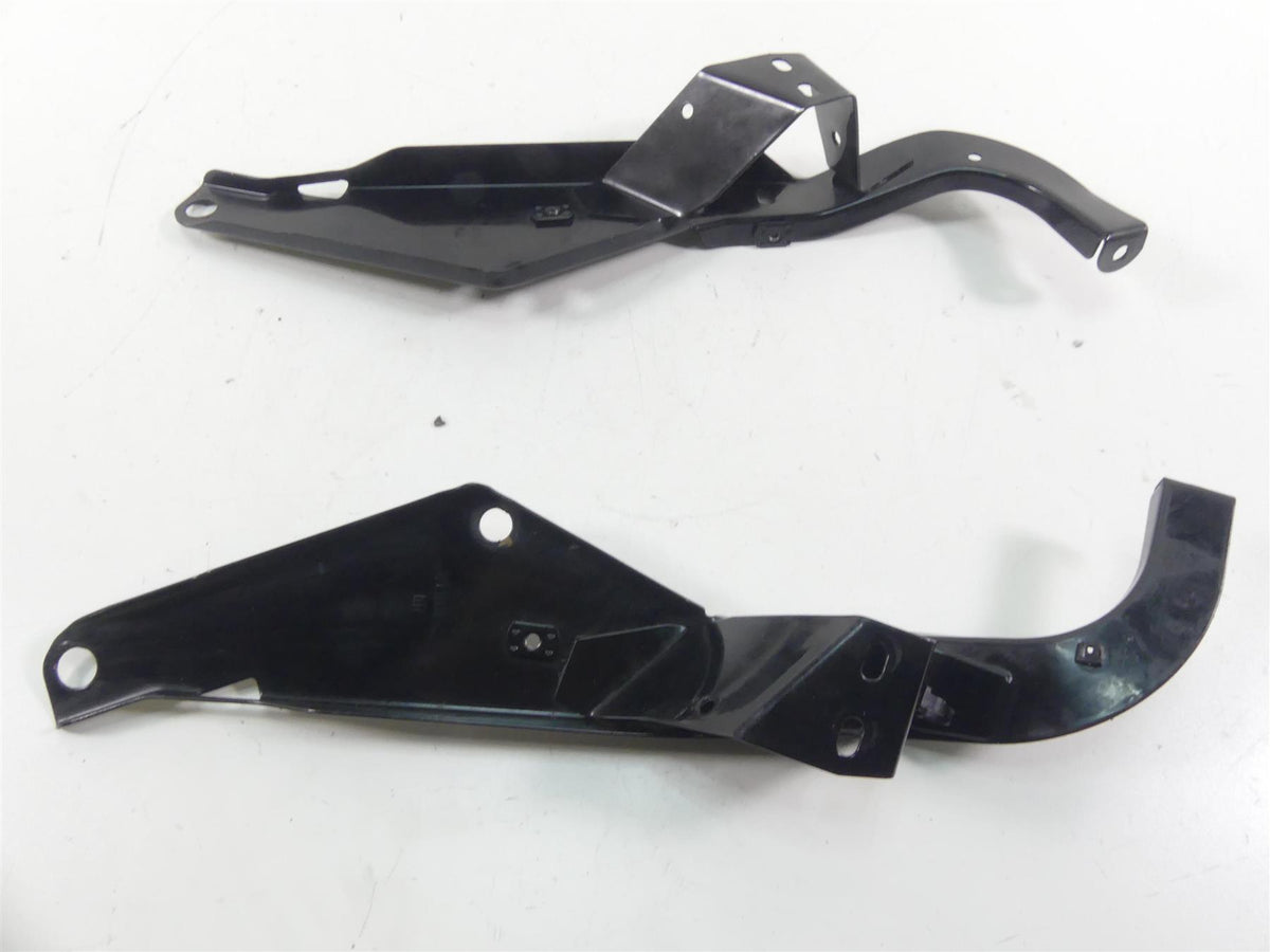 1999 Harley Touring FLHTCUI Electra Glide Front Fairing Mount Brackets 58478-96B {{ shop.shopifyCountryName }} - Mototech271