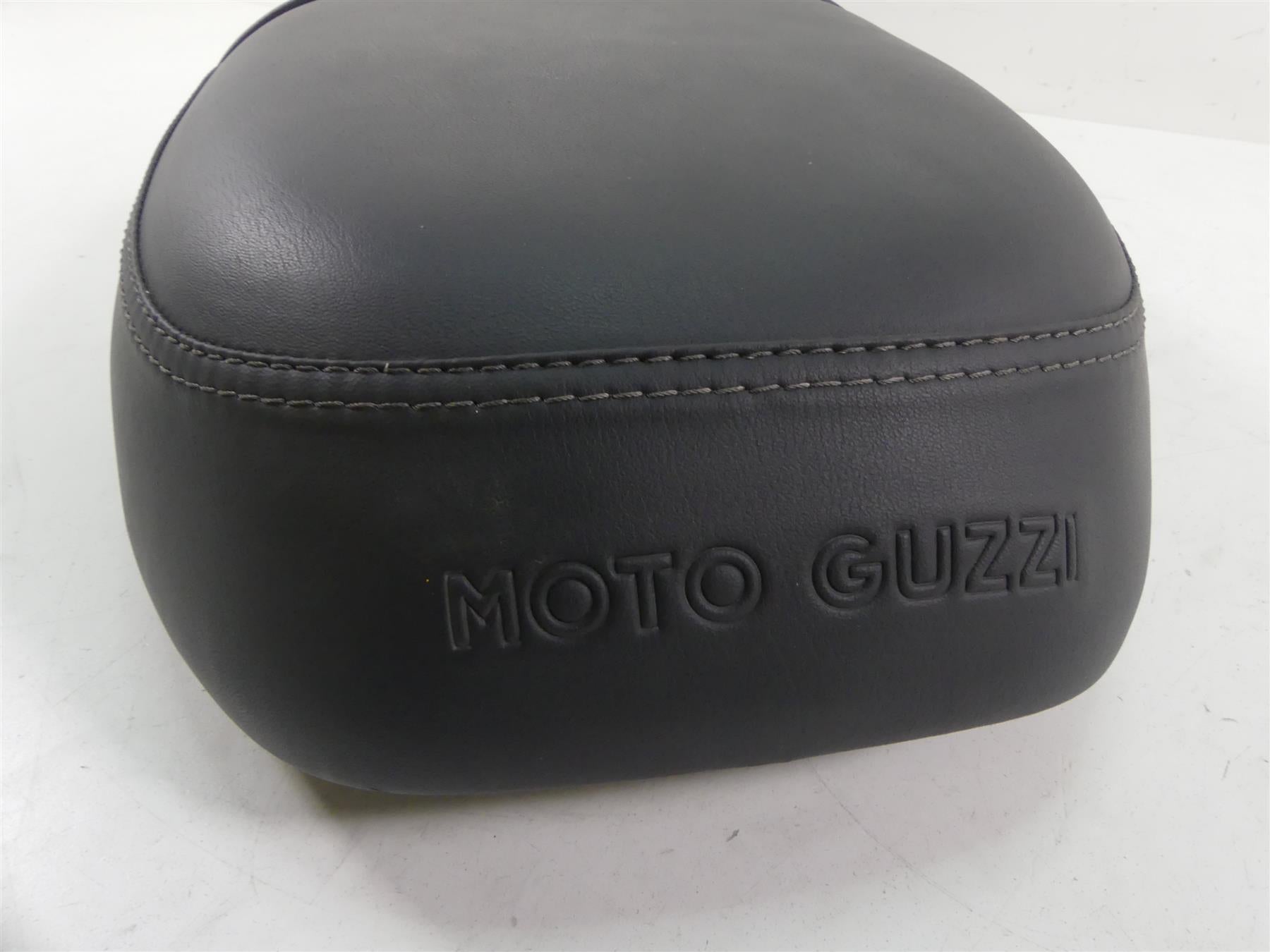 2019 Moto Guzzi V7 III Stone 750 Oem Duo Seat Saddle 2B003823000C1 {{ shop.shopifyCountryName }} - Mototech271