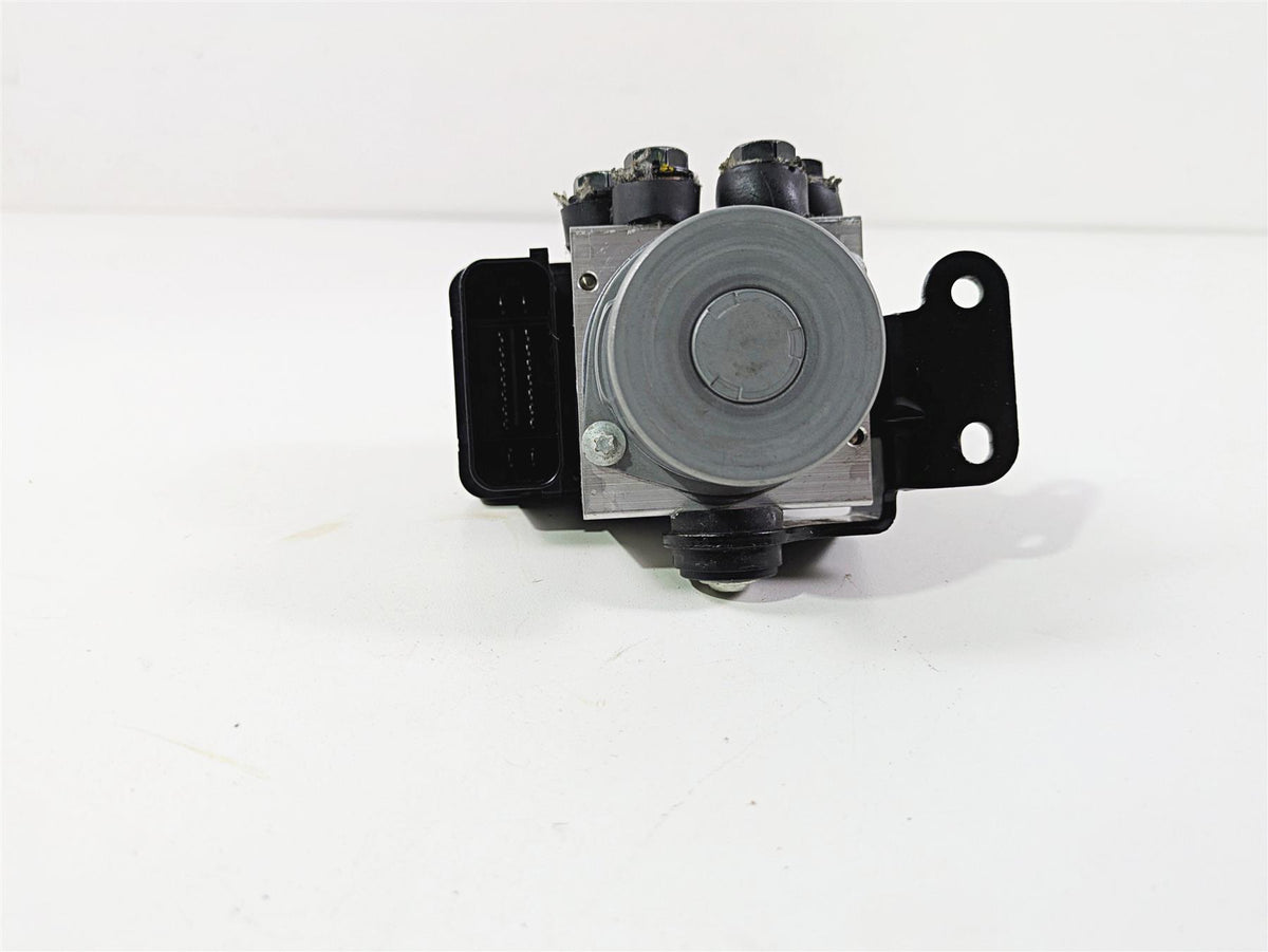 2022 Ducati Hypermotard 950 Abs Brake Pump Module 4K 54240911A {{ shop.shopifyCountryName }} - Mototech271