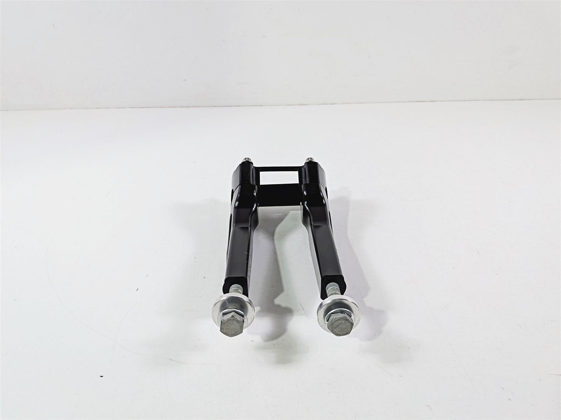 2024 Harley Softail FXLRST Low Rider Thrashin 6.5" Pullback Riser Set TSC-6500-1 {{ shop.shopifyCountryName }} - Mototech271