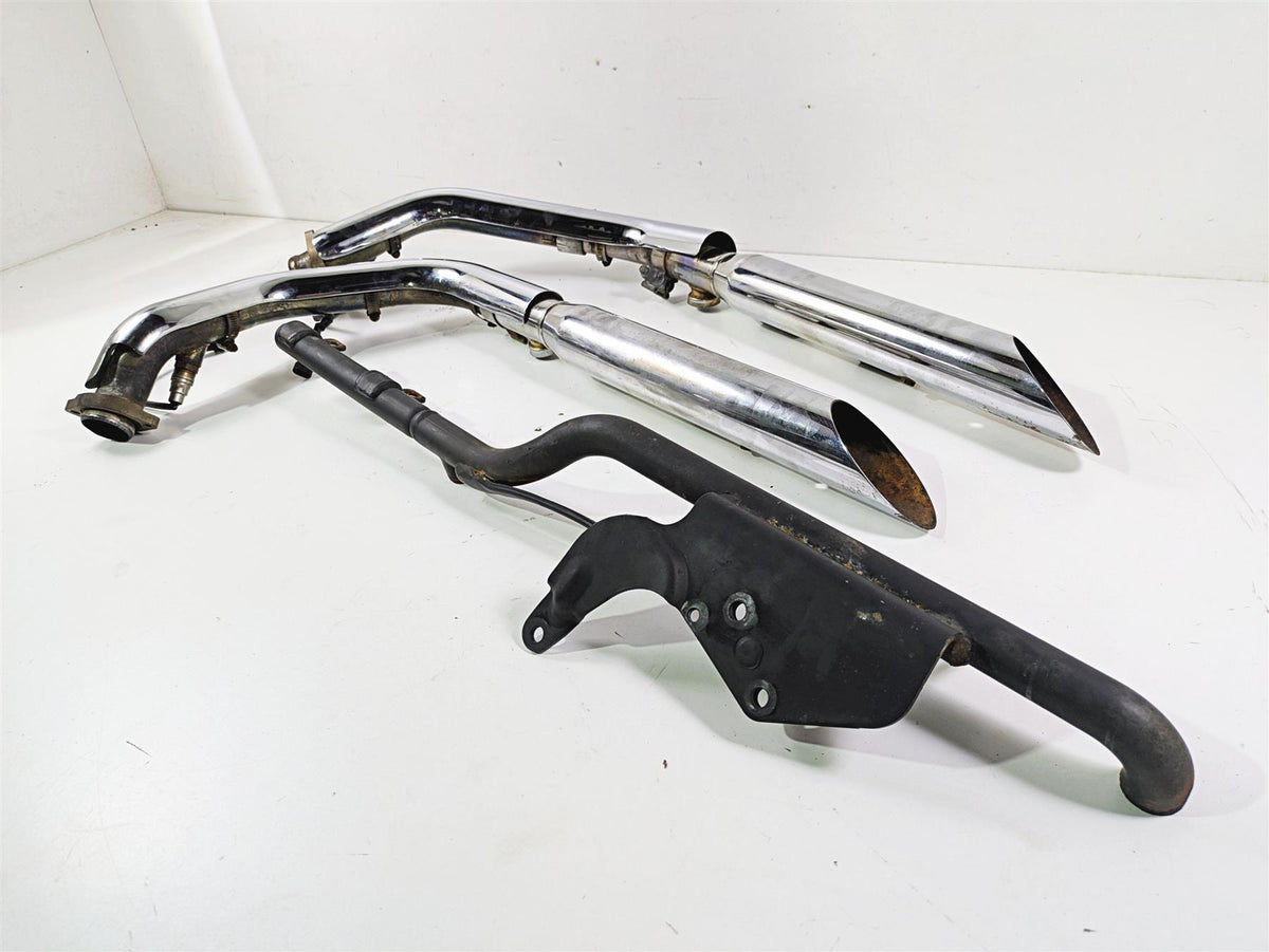 2007 Harley Sportster XL1200 C Exhaust Header & Slash Cut Muffler Set 64942-07 {{ shop.shopifyCountryName }} - Mototech271