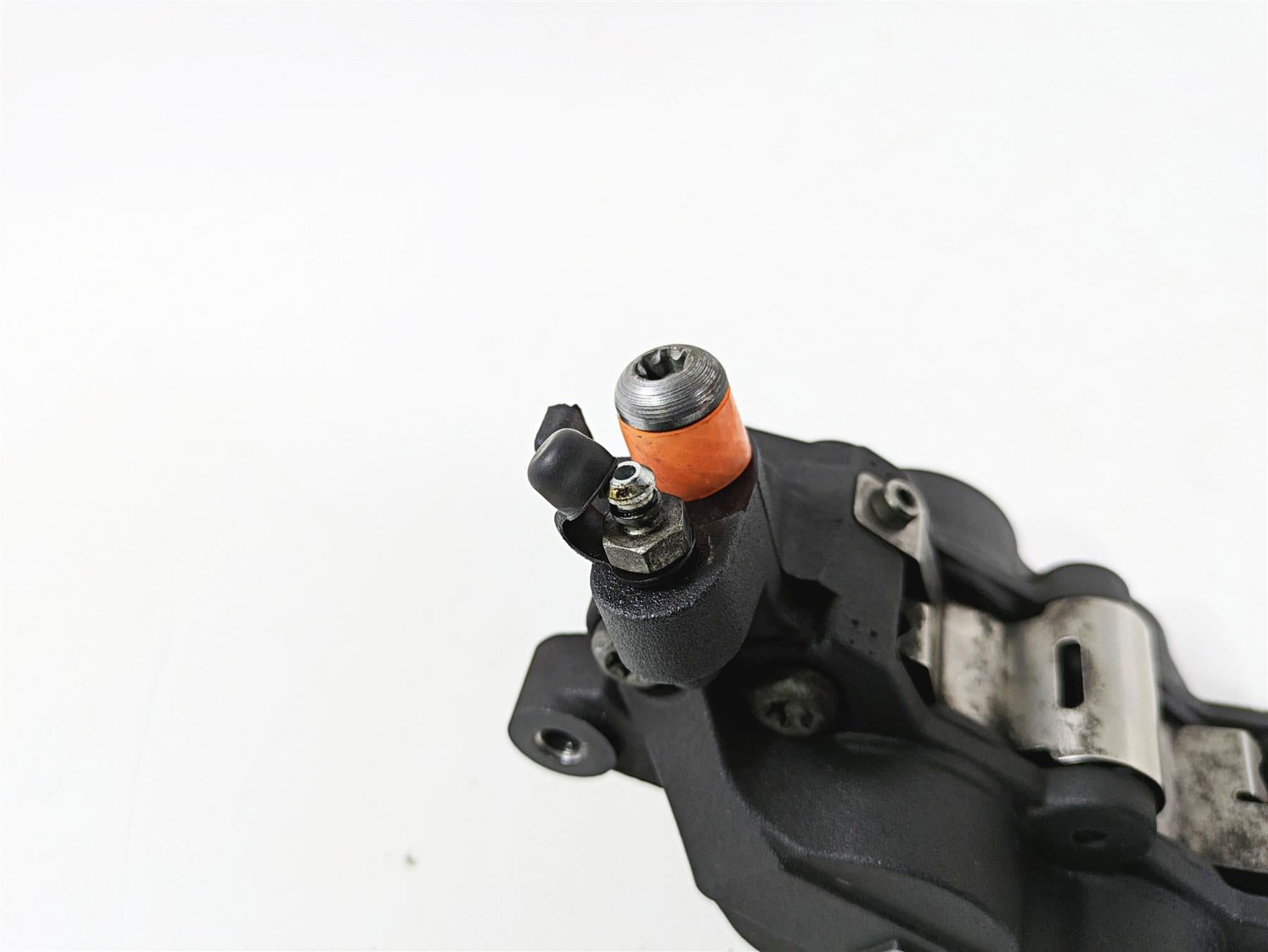 2012 BMW R1200R K27 Tokico Front Brake Caliper Set 34117722517 34117726972 {{ shop.shopifyCountryName }} - Mototech271