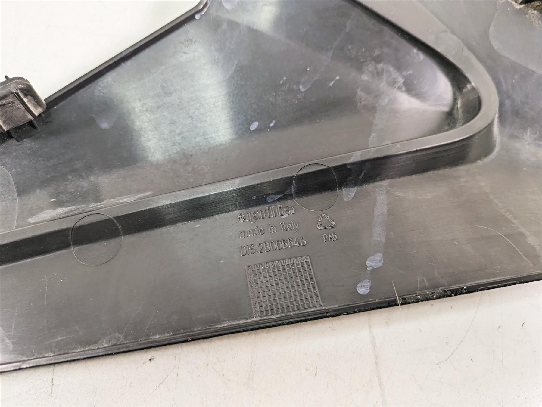 2021 Aprilia RS660 Under Seat Infill Cover Fairing Set - Read 2B006645 2B006646 {{ shop.shopifyCountryName }} - Mototech271