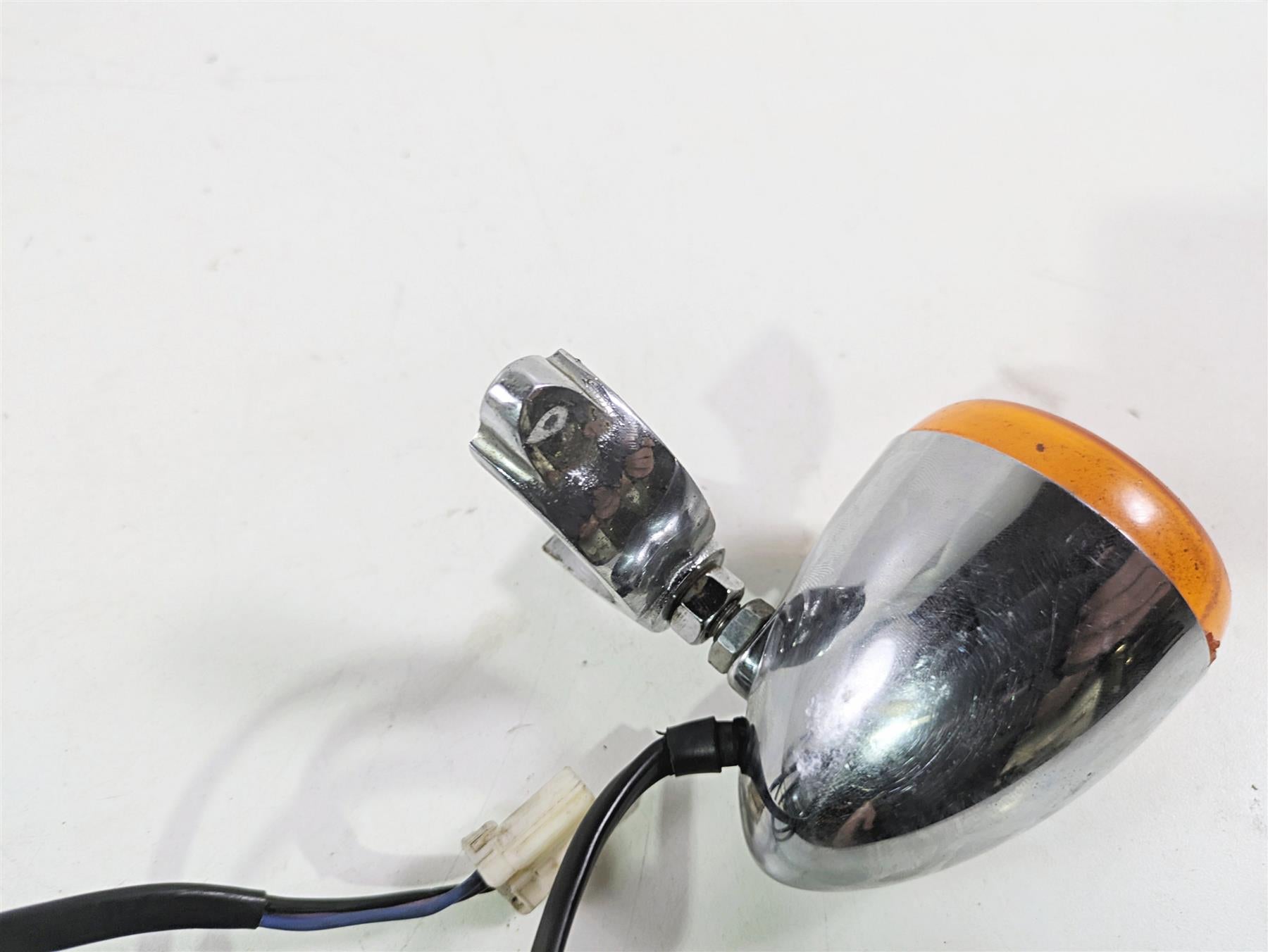 2008 Harley FXDL Dyna Low Rider 105TH Left Front Blinker Turn Signal 68972-00 {{ shop.shopifyCountryName }} - Mototech271