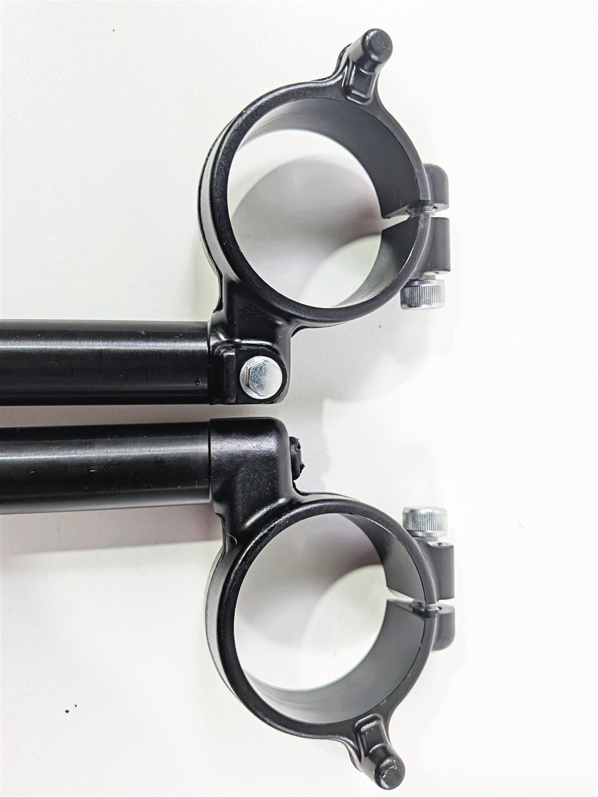 2024 Suzuki GSXR600 Straight Oem Clip On Handlebar Set 56111-14J00 56151-14J00 {{ shop.shopifyCountryName }} - Mototech271