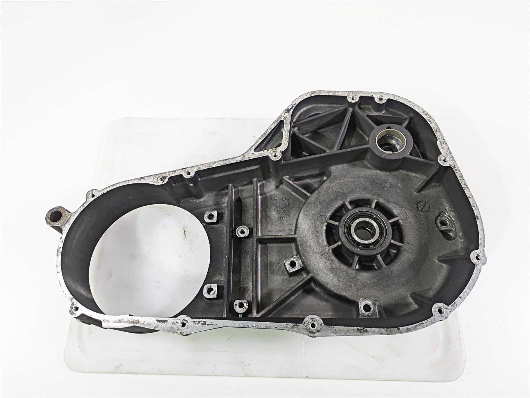 2005 Harley Touring FLHRI Road King Inner Primary Drive Clutch Cover 60677-01B {{ shop.shopifyCountryName }} - Mototech271