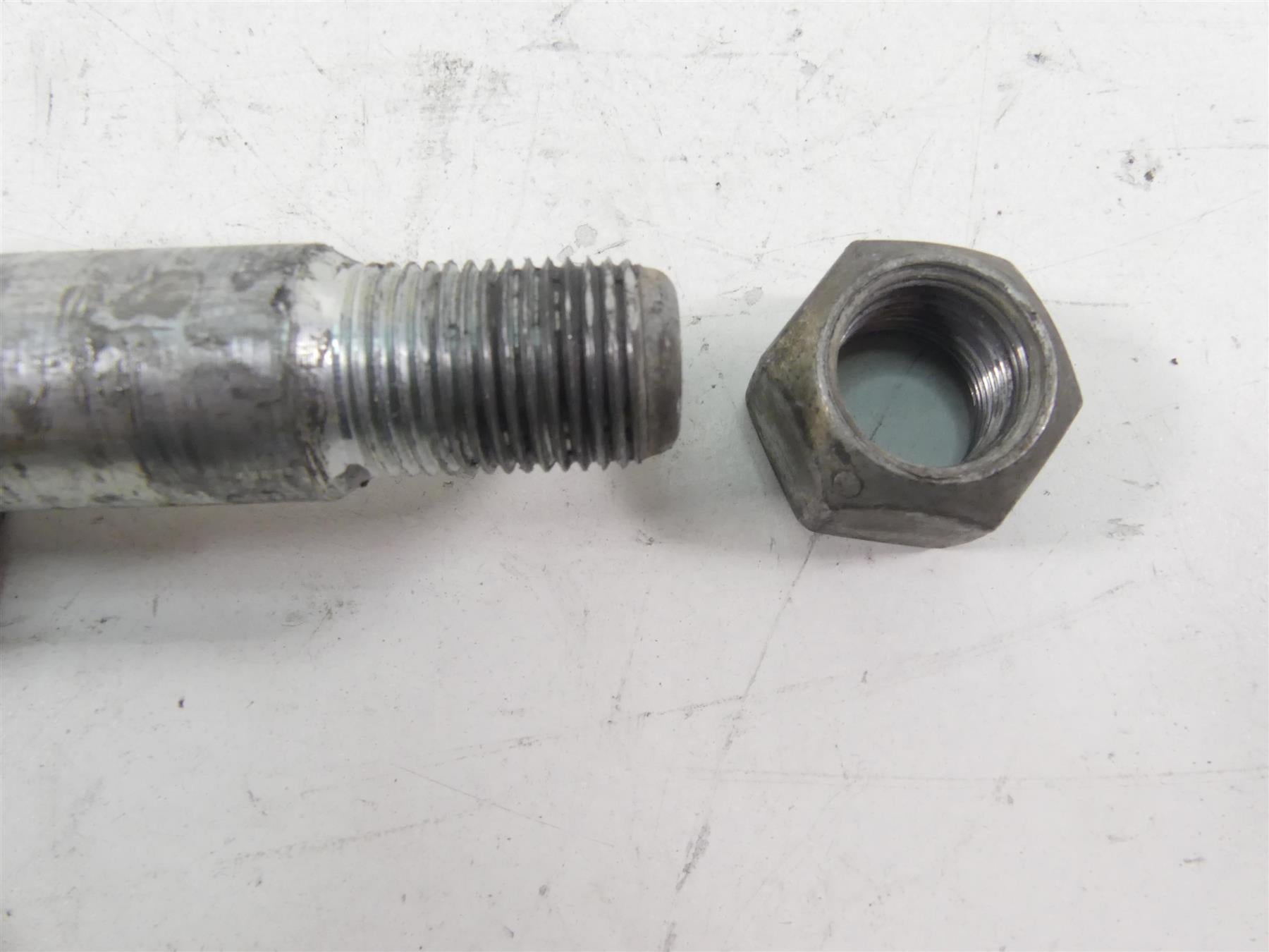 2013 Harley VRSCDX Night Rod Special Front 25mm Axle Wheel Spindle 41628-08 {{ shop.shopifyCountryName }} - Mototech271