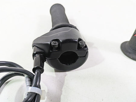 2013 Ducati Hypermotard 821 SP Ride By Wire Throttle Grip Set 66020034E {{ shop.shopifyCountryName }} - Mototech271