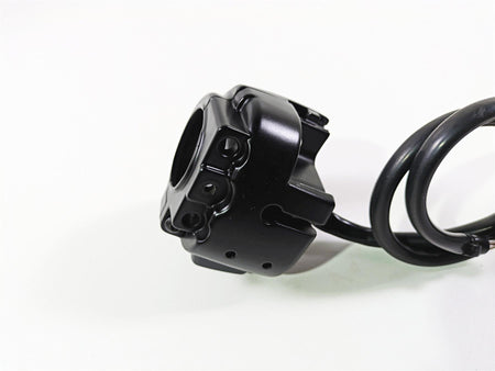 2019 Harley Softail FXDR 114 Right Hand Start Kill Control Switch 71500462 {{ shop.shopifyCountryName }} - Mototech271
