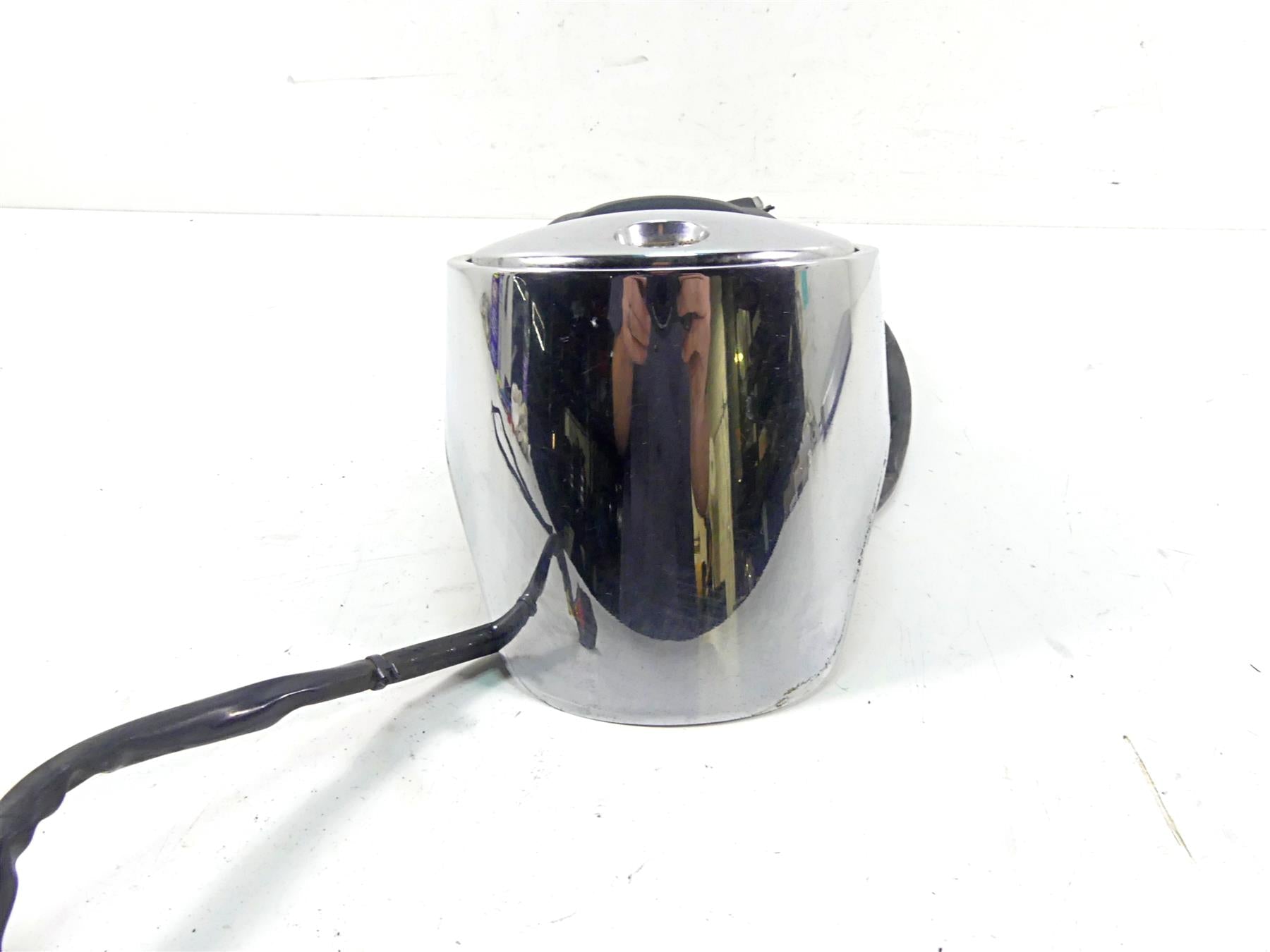 2004 Harley Touring FLHTCUI Electra Glide Fuel Tank Dash Cover 61270-98A {{ shop.shopifyCountryName }} - Mototech271