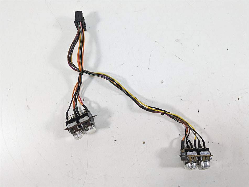 2005 Harley Touring FLHTCUI Electra Glide Auxiliary Switch Set 70271-98 {{ shop.shopifyCountryName }} - Mototech271