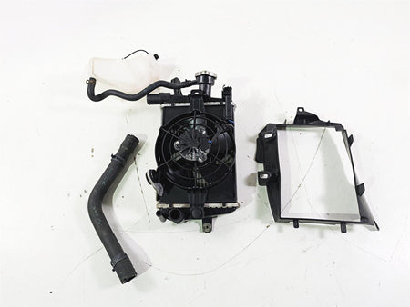 2015 BMW R1200GS Adv K51 Right Radiator Fan Reservoir & Cover 17118546416 {{ shop.shopifyCountryName }} - Mototech271