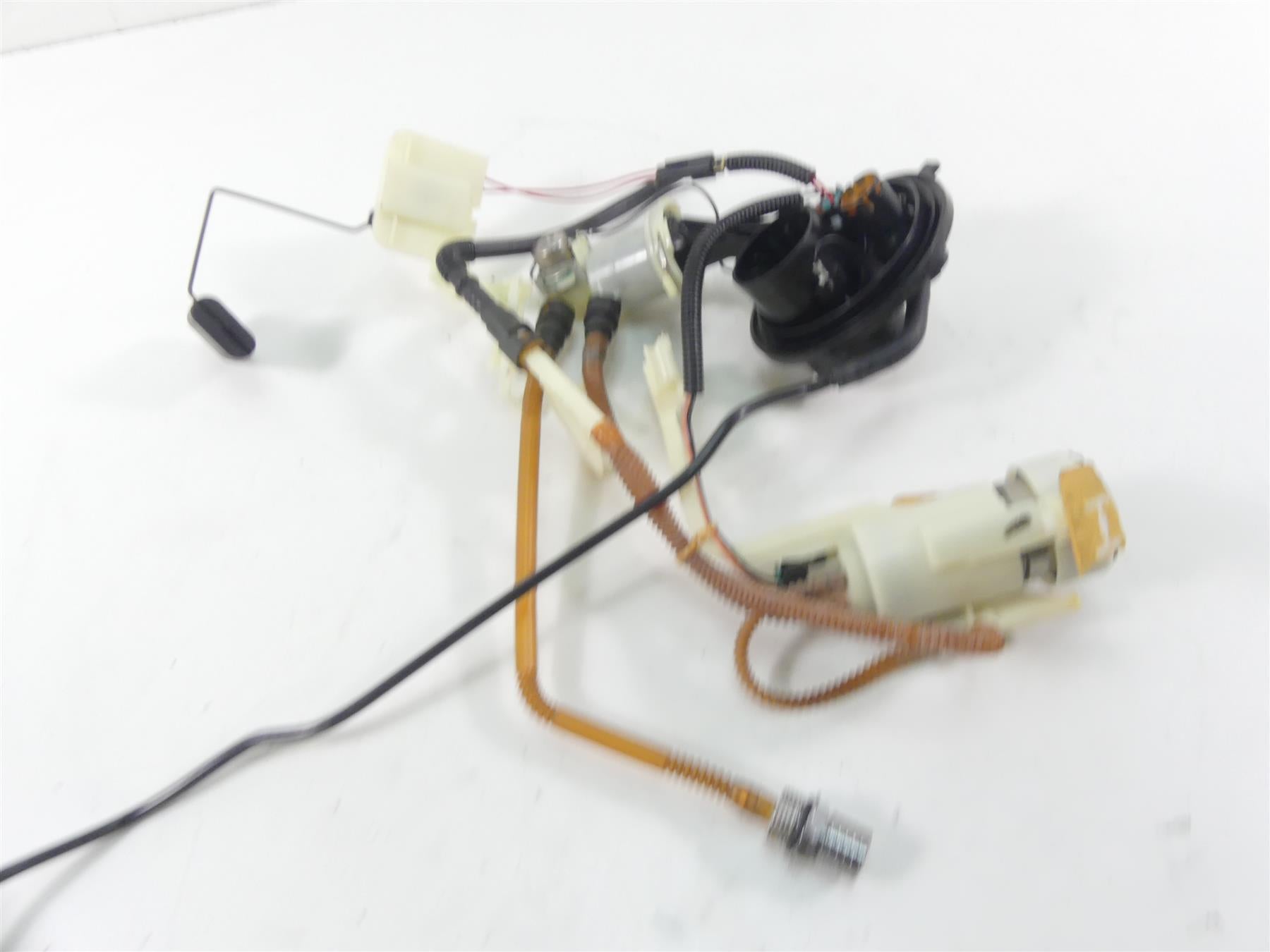 2010 Harley Touring FLHX Street Glide Fuel Gas Petrol Pump - Tested 75069-08 {{ shop.shopifyCountryName }} - Mototech271