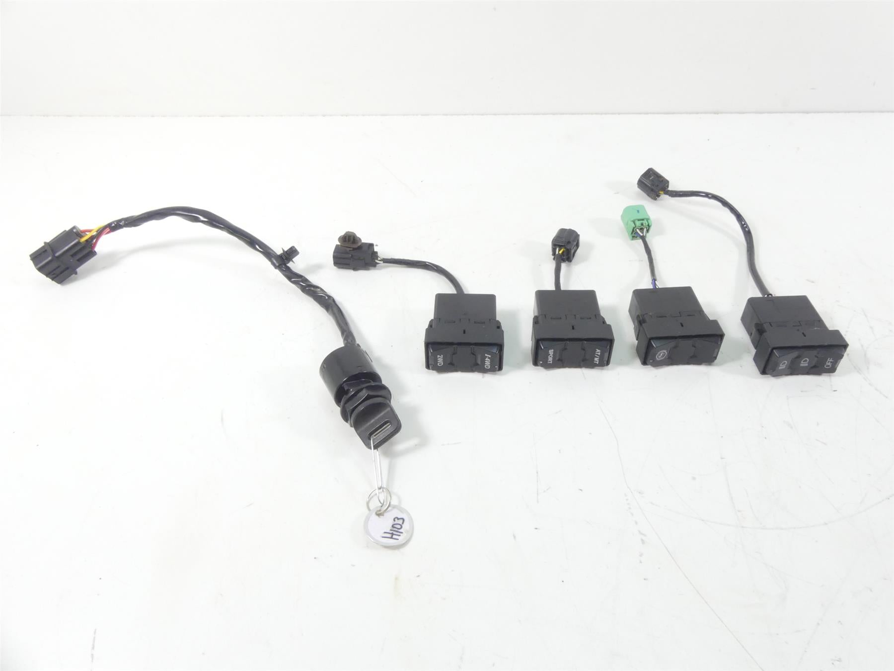 2019 Honda Talon SXS1000 S2R Ignition Light Awd 2wd Switch Set 35100-HL6-A01 {{ shop.shopifyCountryName }} - Mototech271