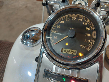 2010 Harley Touring FLHRC Road King Speedometer Gauge Instrument 32K 67557-08A {{ shop.shopifyCountryName }} - Mototech271