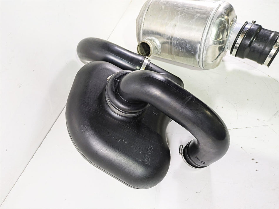 2020 Yamaha Waverunner VX1050 Deluxe Exhaust Water Lock & Tank F4G-U7550-02-00 {{ shop.shopifyCountryName }} - Mototech271