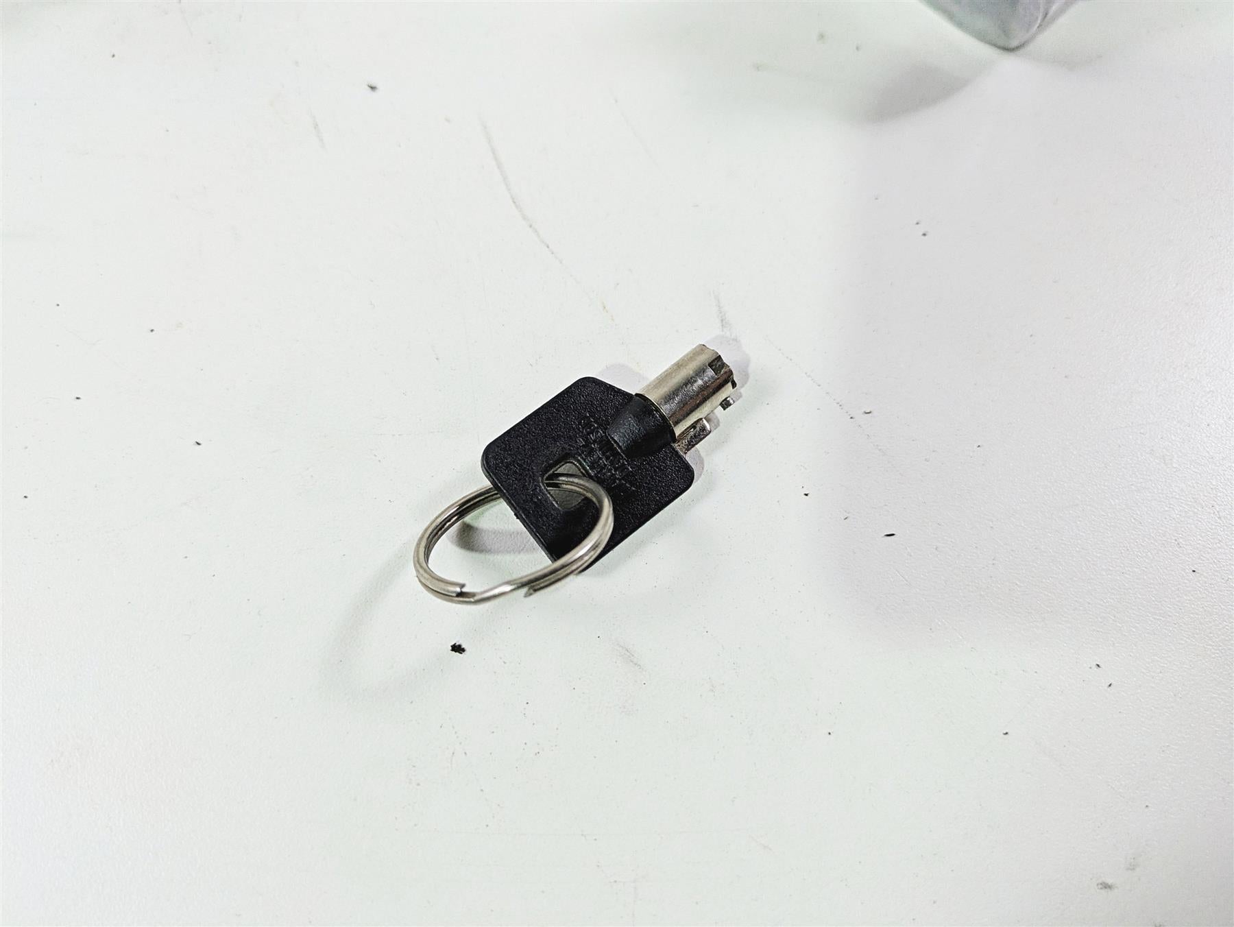 2016 Harley Touring FLHR Road King Ignition Switch Key Lock Set 71400010A {{ shop.shopifyCountryName }} - Mototech271