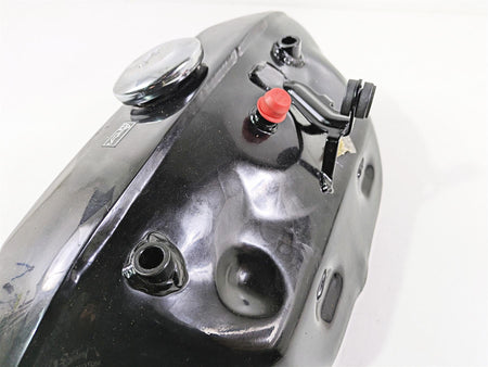 2006 Triumph Rocket 3 Side Oil Tank Reservoir & Lid T1210259 {{ shop.shopifyCountryName }} - Mototech271
