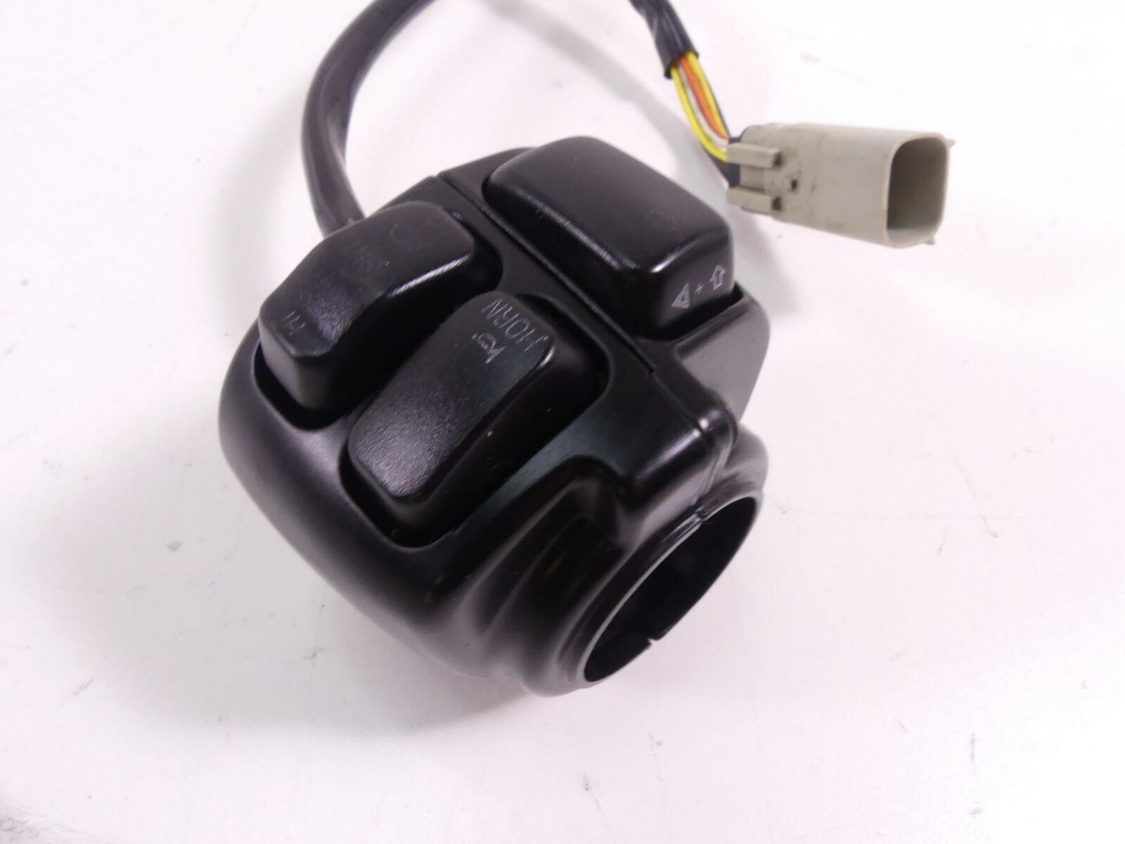 2009 Harley FXDC Dyna Super Glide Left Control Horn Turn Signal Switch 71682-06A {{ shop.shopifyCountryName }} - Mototech271