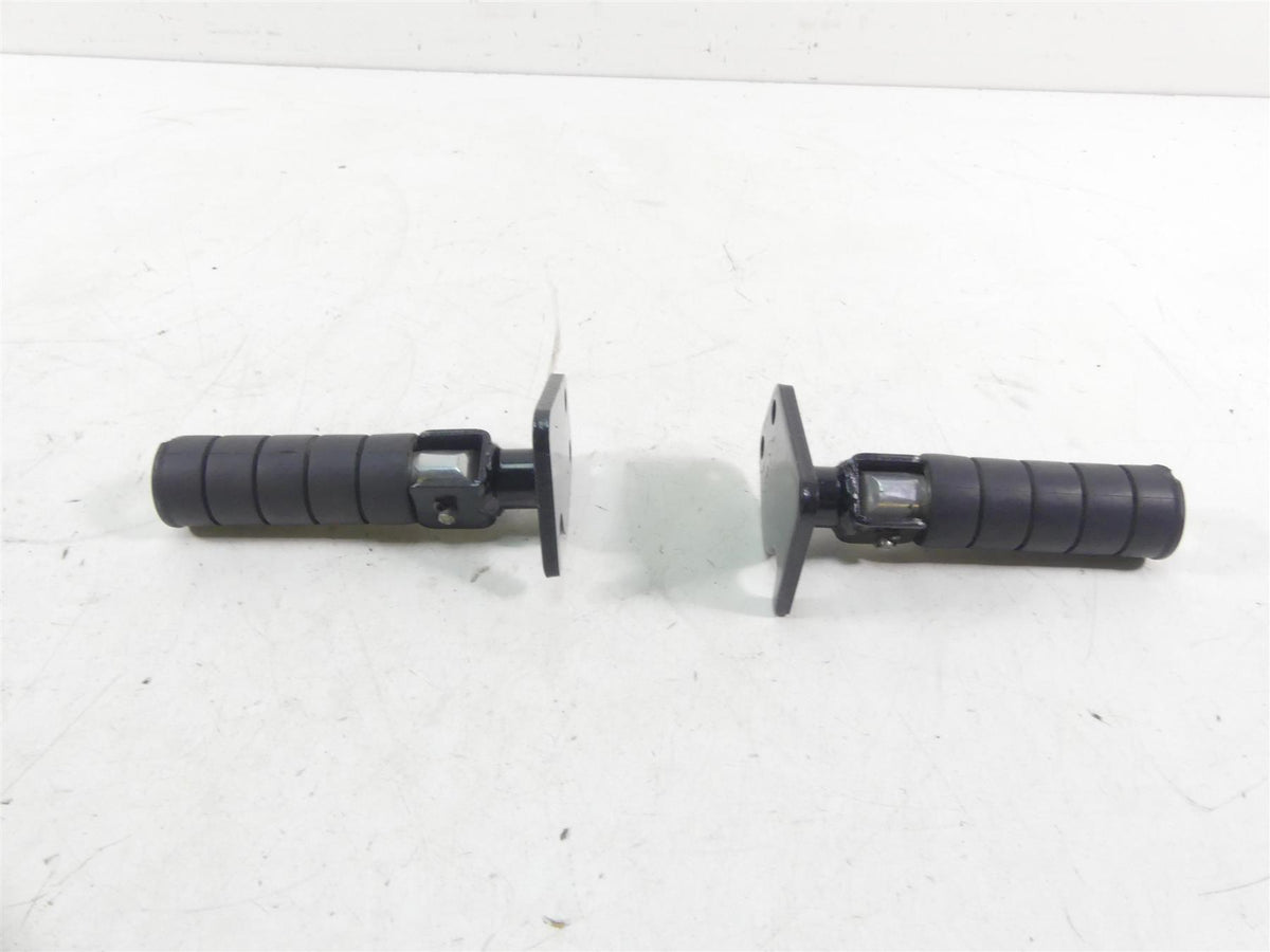 2002 Yamaha XVS1100 V-Star Rear Passenger Footpeg Foot Rest Set 5EL-27430-00-00 {{ shop.shopifyCountryName }} - Mototech271