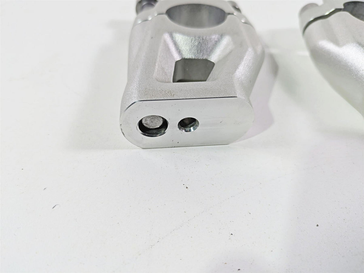 2024 Triumph Tiger 900 GT Handlebar Riser Holder Clamp Set T2040813 {{ shop.shopifyCountryName }} - Mototech271