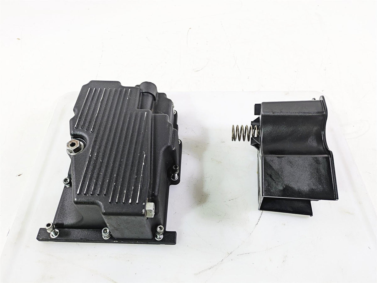 2017 Harley Dyna FXDB Street Bob Oil Pan Bottom Transmission Cover 26071-02 {{ shop.shopifyCountryName }} - Mototech271