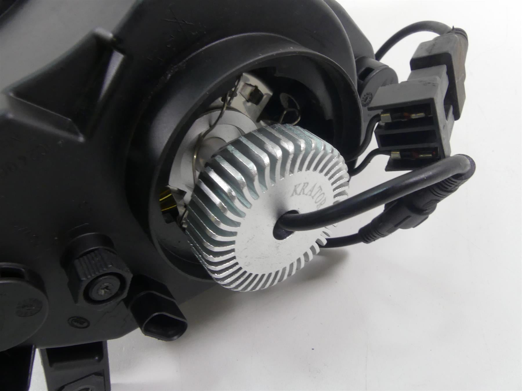 2016 BMW S1000XR K49 Right Headlight Head Light Low Beam Led - Read 63128549850 {{ shop.shopifyCountryName }} - Mototech271