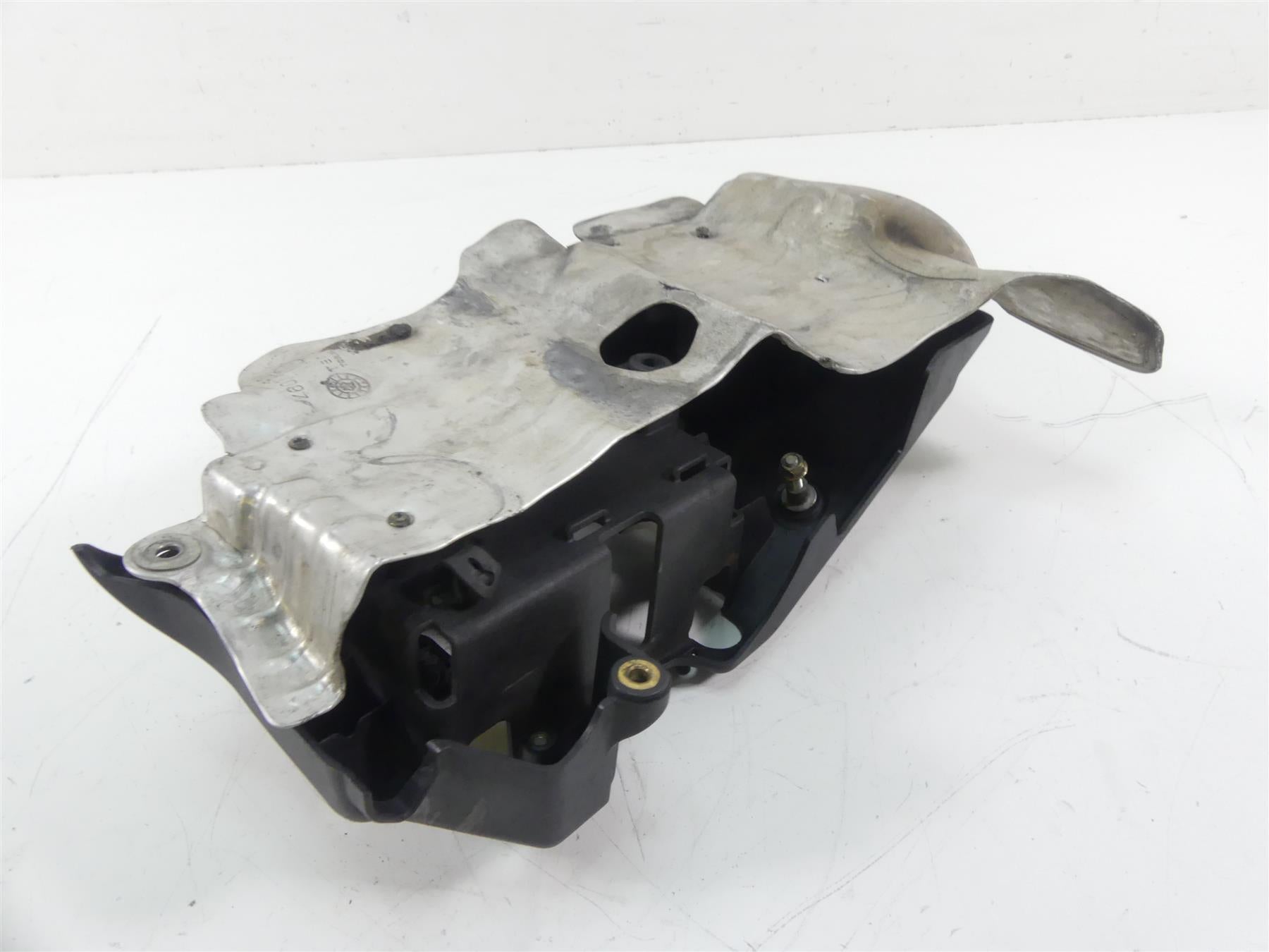 2006 Ducati 999 Biposto Battery & Electrical Holder Stay Bracket Set 82914191A {{ shop.shopifyCountryName }} - Mototech271