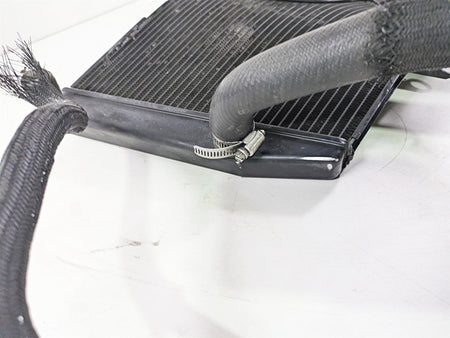 2007 Suzuki GSXR600 Coolant Radiator - No Leaks & Straight 17710-01H00 {{ shop.shopifyCountryName }} - Mototech271