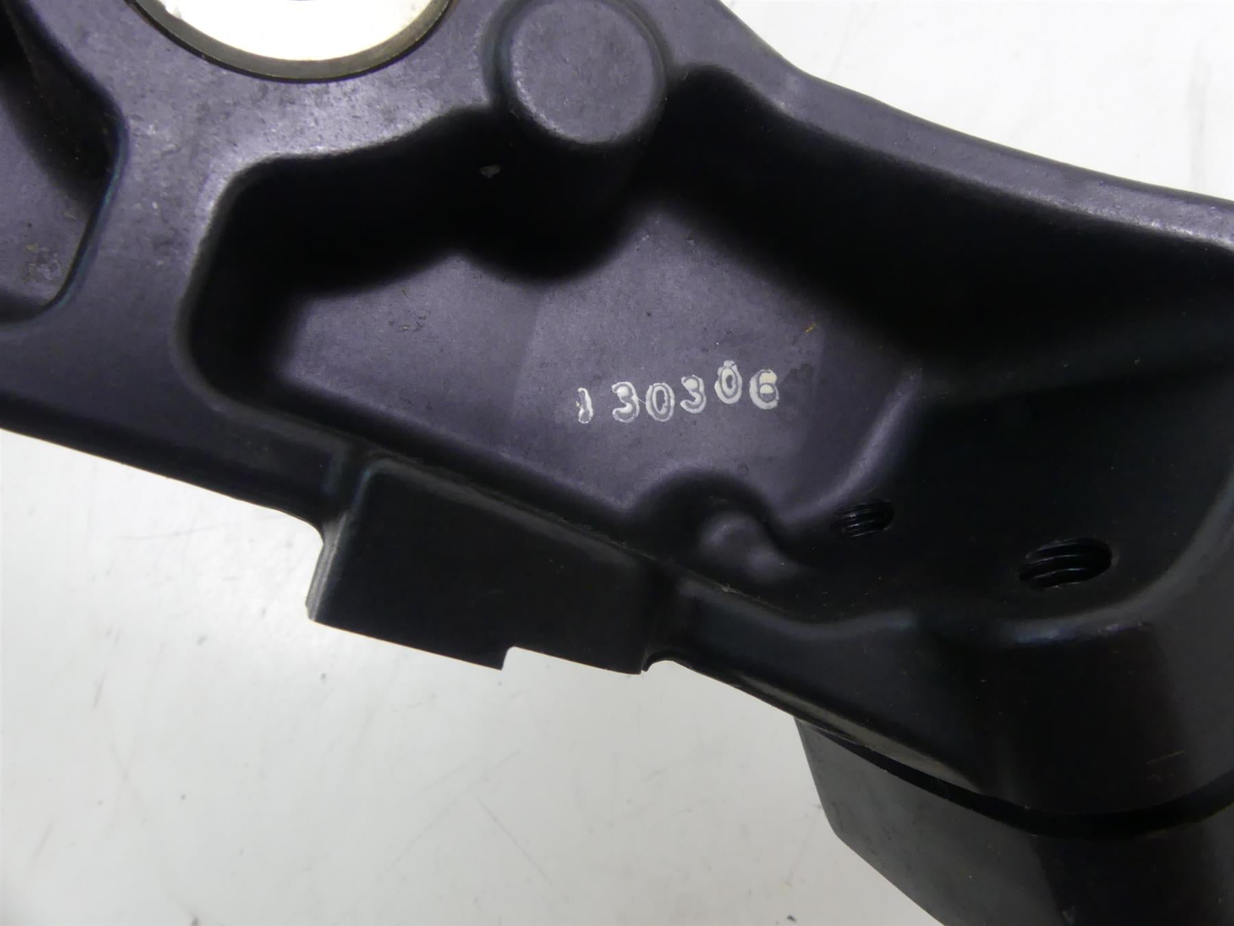 2013 Yamaha VMX17 V-Max 1700 Lower Triple Tree Steering Yoke 52mm 2S3-23340-00 {{ shop.shopifyCountryName }} - Mototech271