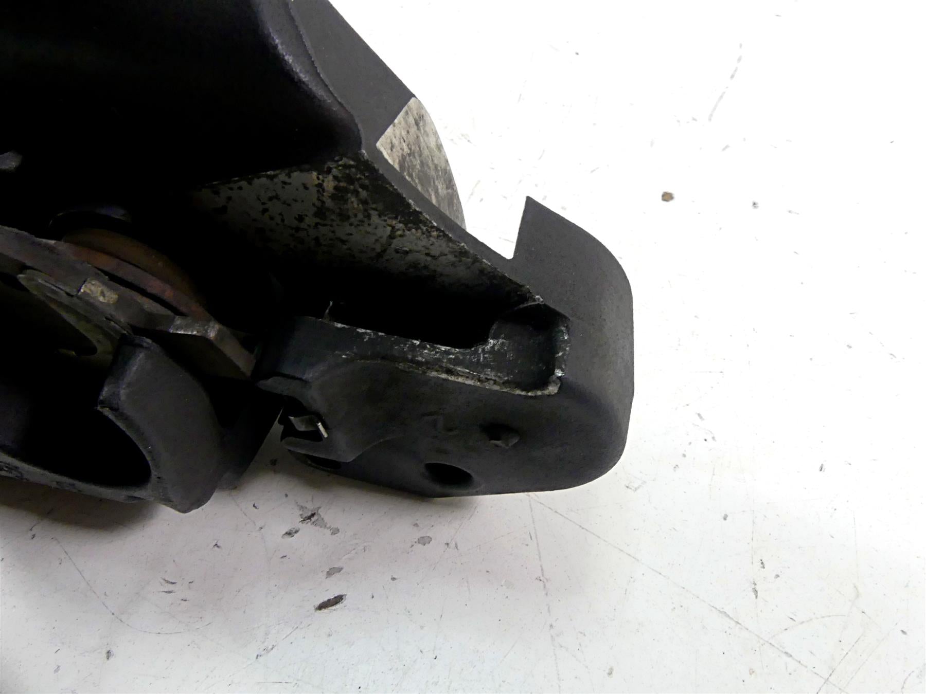 2011 Harley Softail FLSTF Fat Boy Rear Brake Caliper & Bracket 40908-08 {{ shop.shopifyCountryName }} - Mototech271