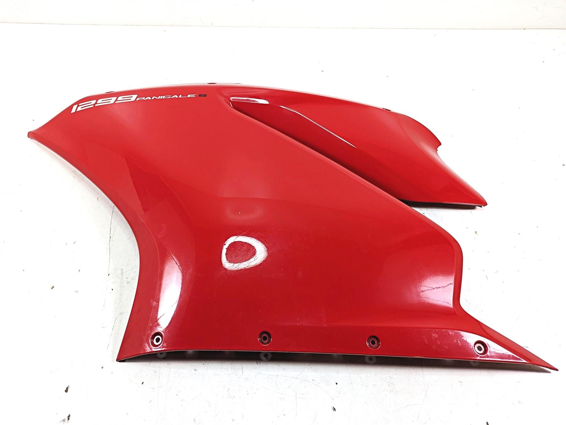 2016 Ducati Panigale 1299 S Upper Left Main Red Side Fairing Cover 48017131A