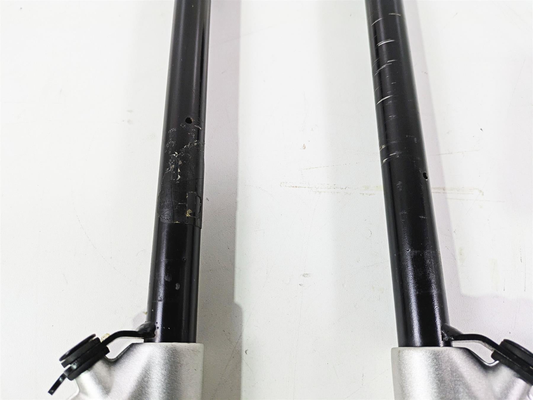 2010 BMW R1200RT K26 Left & Right Handle Bar Set 32718531337 32718531338 {{ shop.shopifyCountryName }} - Mototech271