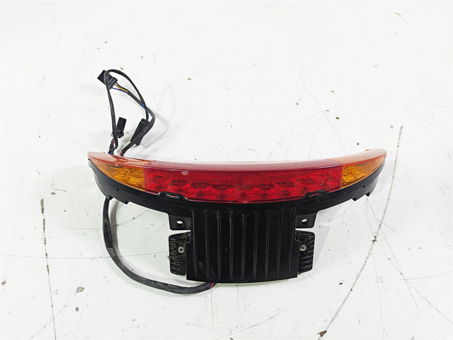 2012 Harley VRSCF Muscle V Rod Nice Taillight Turn Signal Brake Lamp 69391-09 {{ shop.shopifyCountryName }} - Mototech271