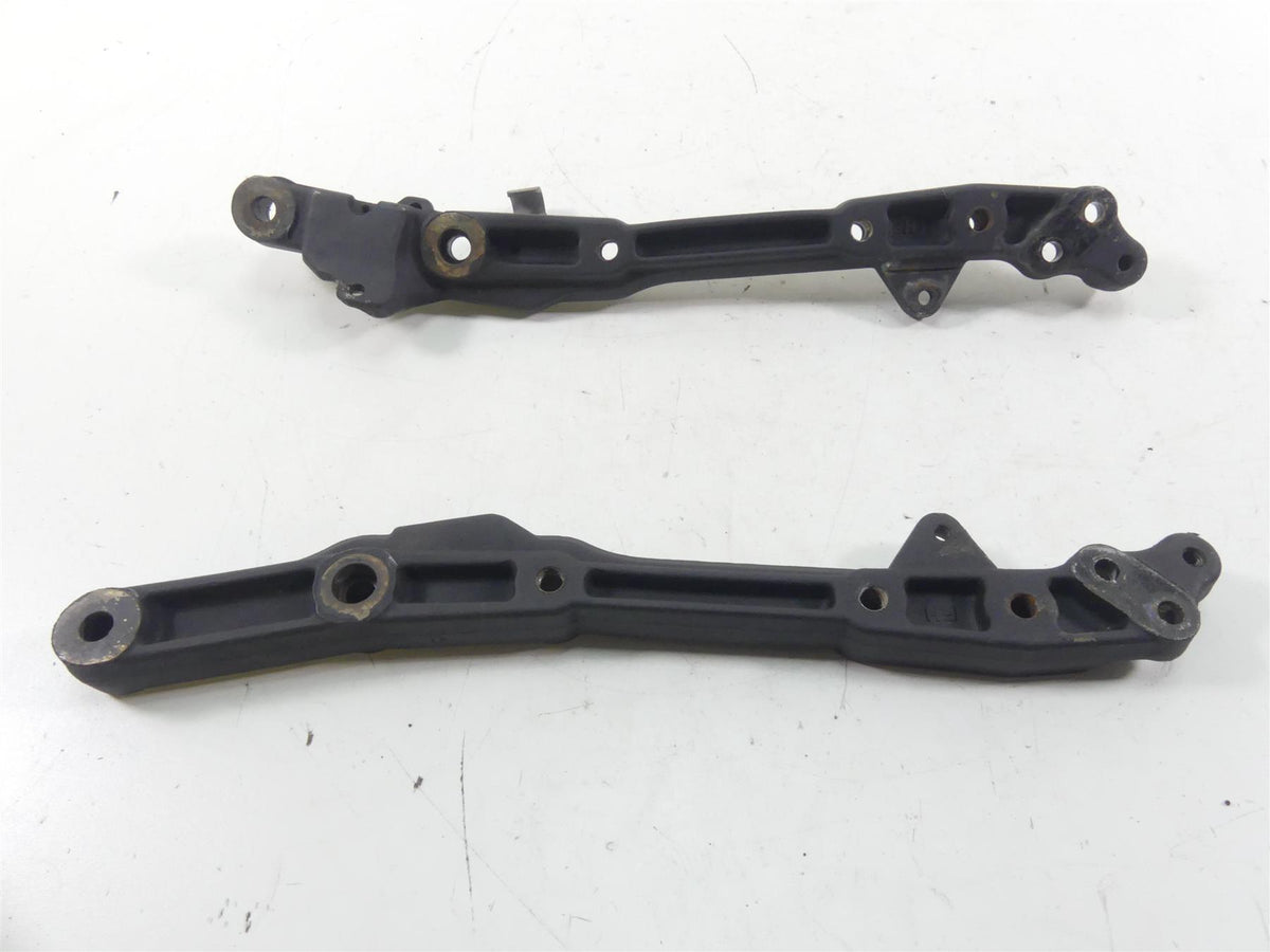 2013 Victory Cross Country Lower Engine Cradle Mounts Holder L 5137537 R 5136540 {{ shop.shopifyCountryName }} - Mototech271