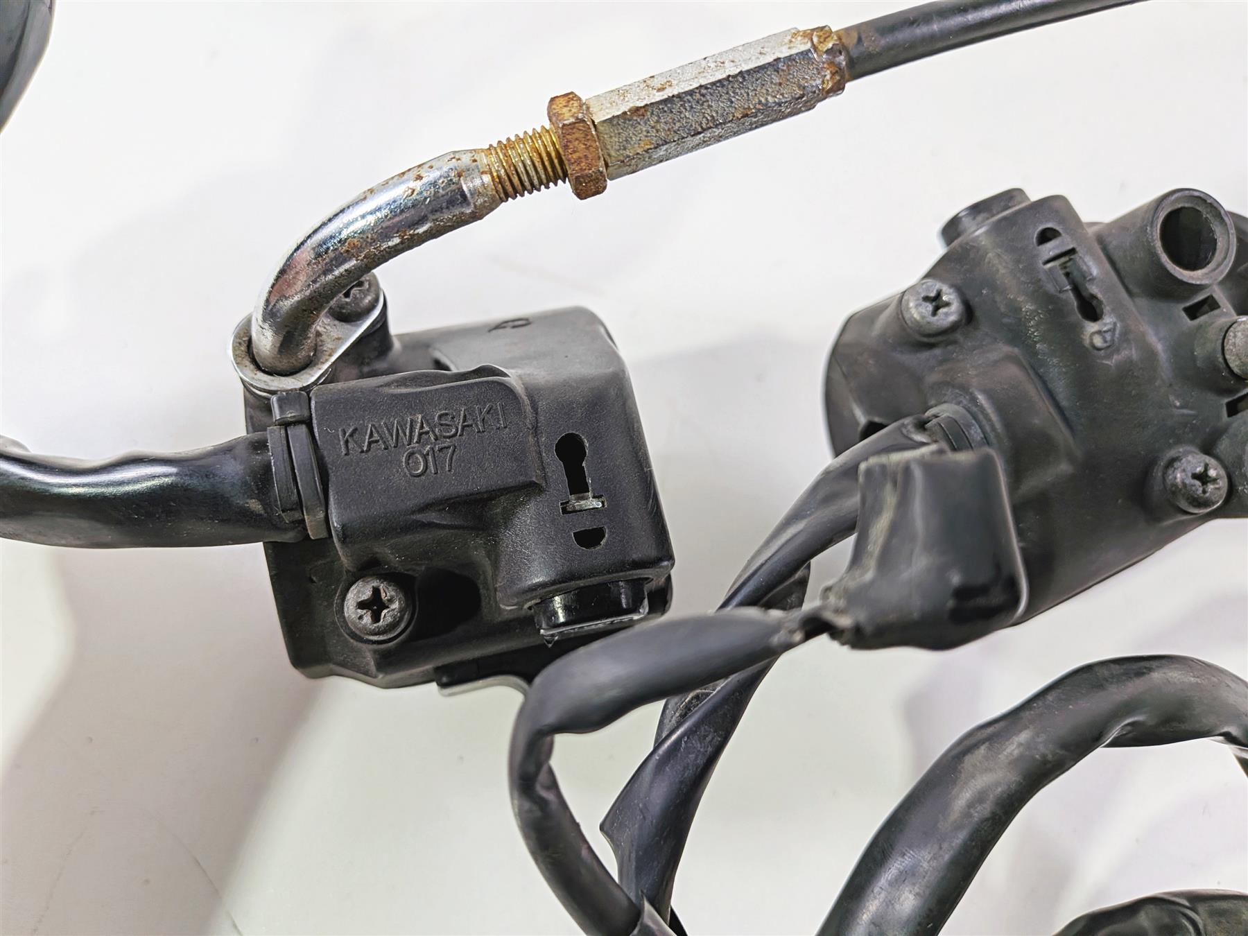 1989 Kawasaki VN750 Vulcan Left Right Hand Control Switch 46091-1372 46091-1514 {{ shop.shopifyCountryName }} - Mototech271