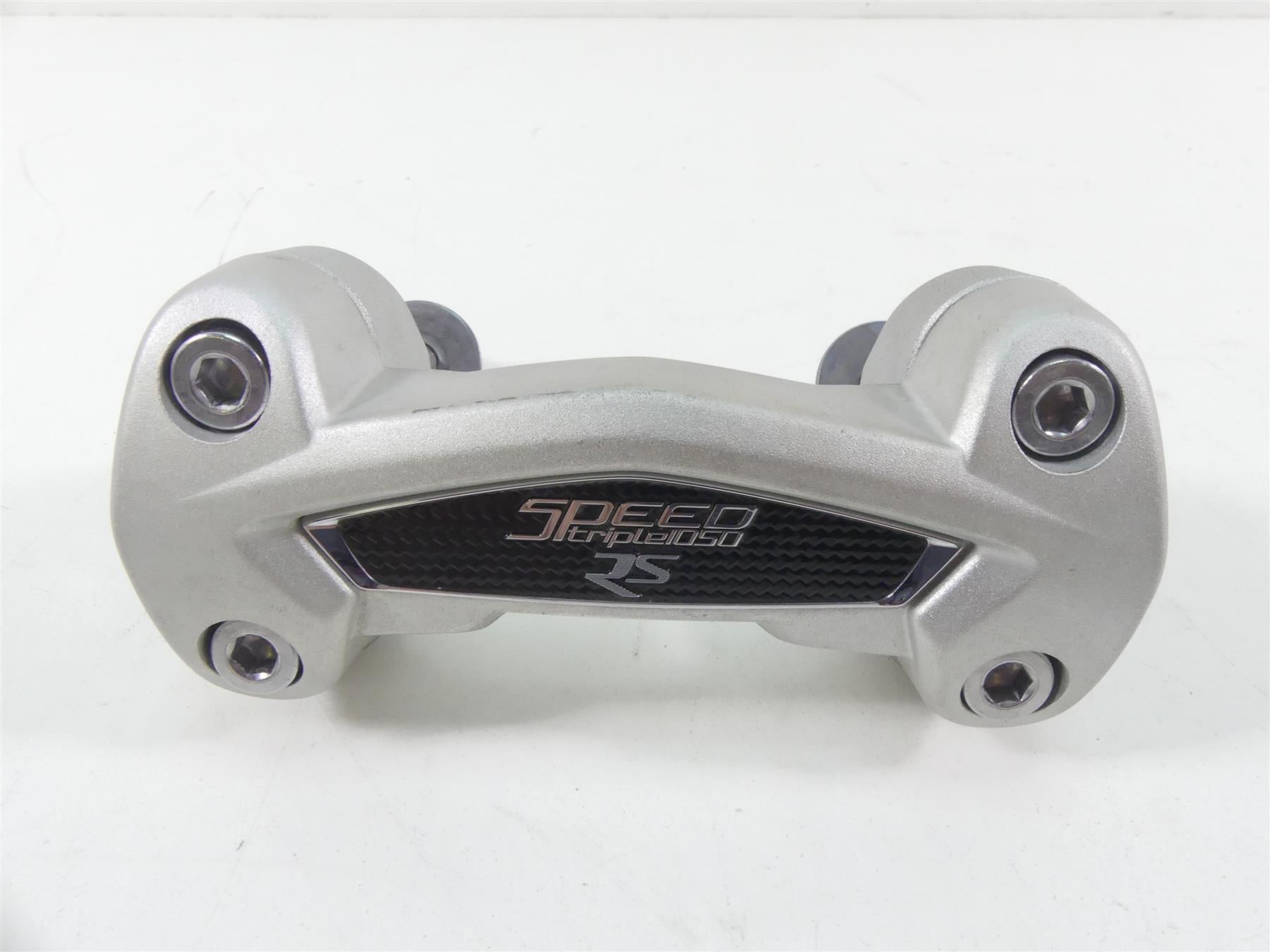 2020 Triumph Speed Triple RS 1050 Handlebar Holder Riser Set T2042064 T2041599 {{ shop.shopifyCountryName }} - Mototech271